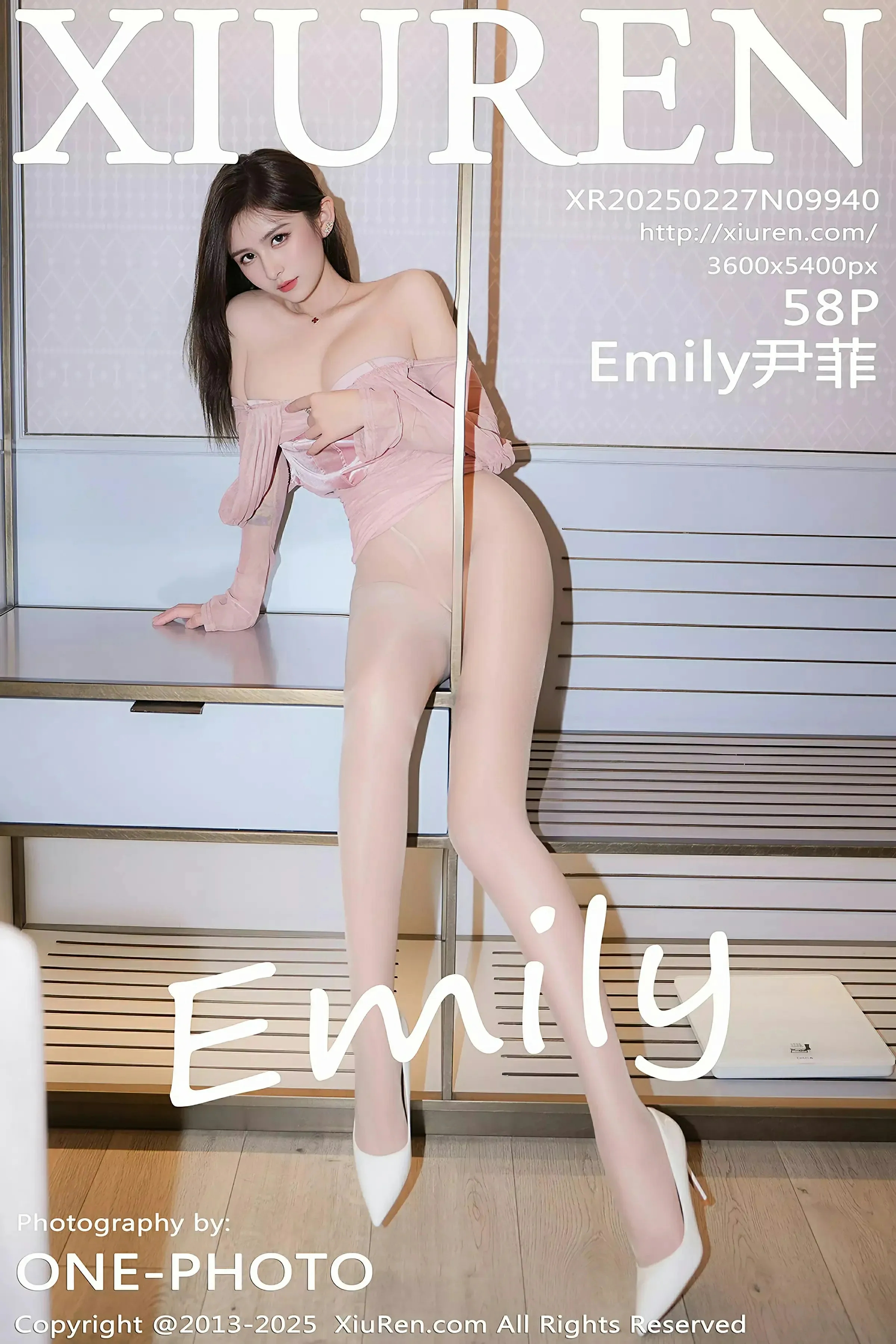  XiuRen 秀人 No.9940 Emily尹菲 [58P]第1张