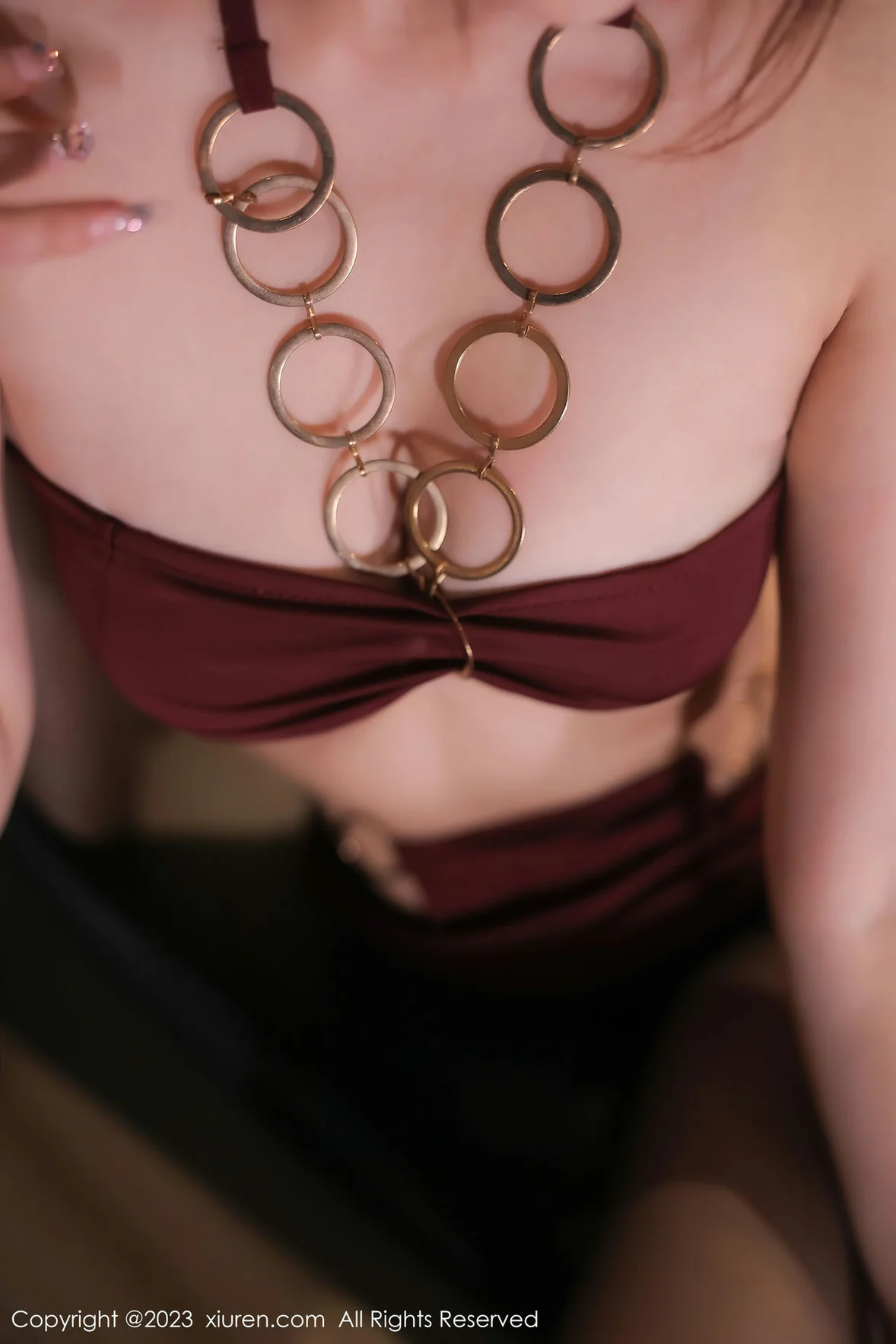  XiuRen 秀人 No.7078 汐汐baby 性感魅惑黑丝性感写真 [91P]第17张