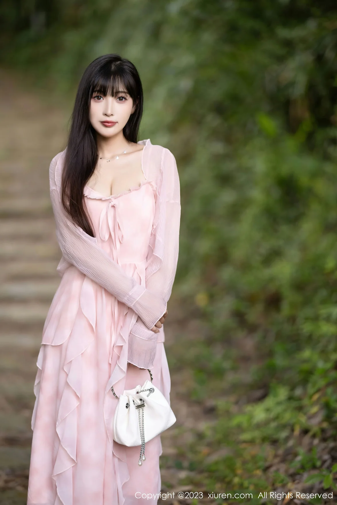  XiuRen 秀人 No.7263 林星阑 粉色丝袜安吉旅拍 [84P]第2张