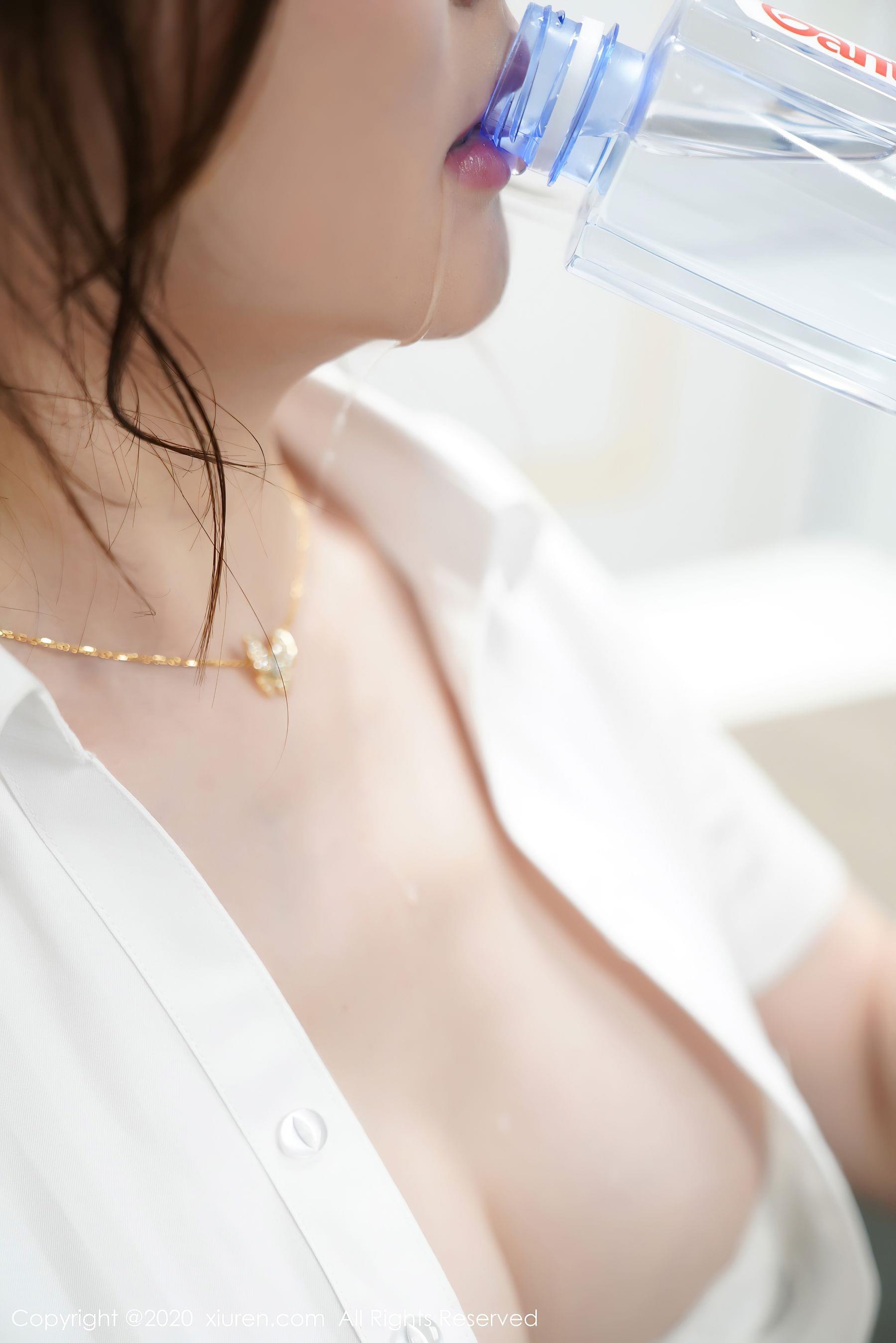  秀人XIUREN No.2326 糯美子Mini第21张