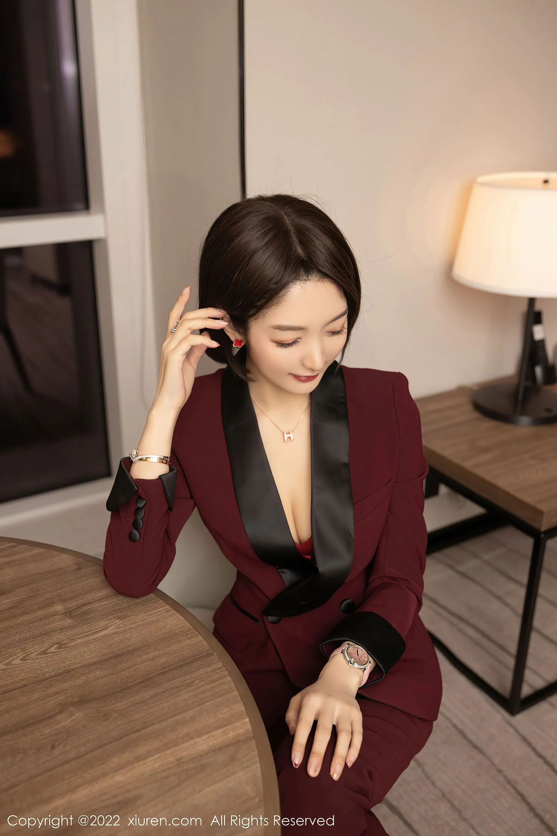  秀人网 No.5111 Angela00 OL美腿第20张