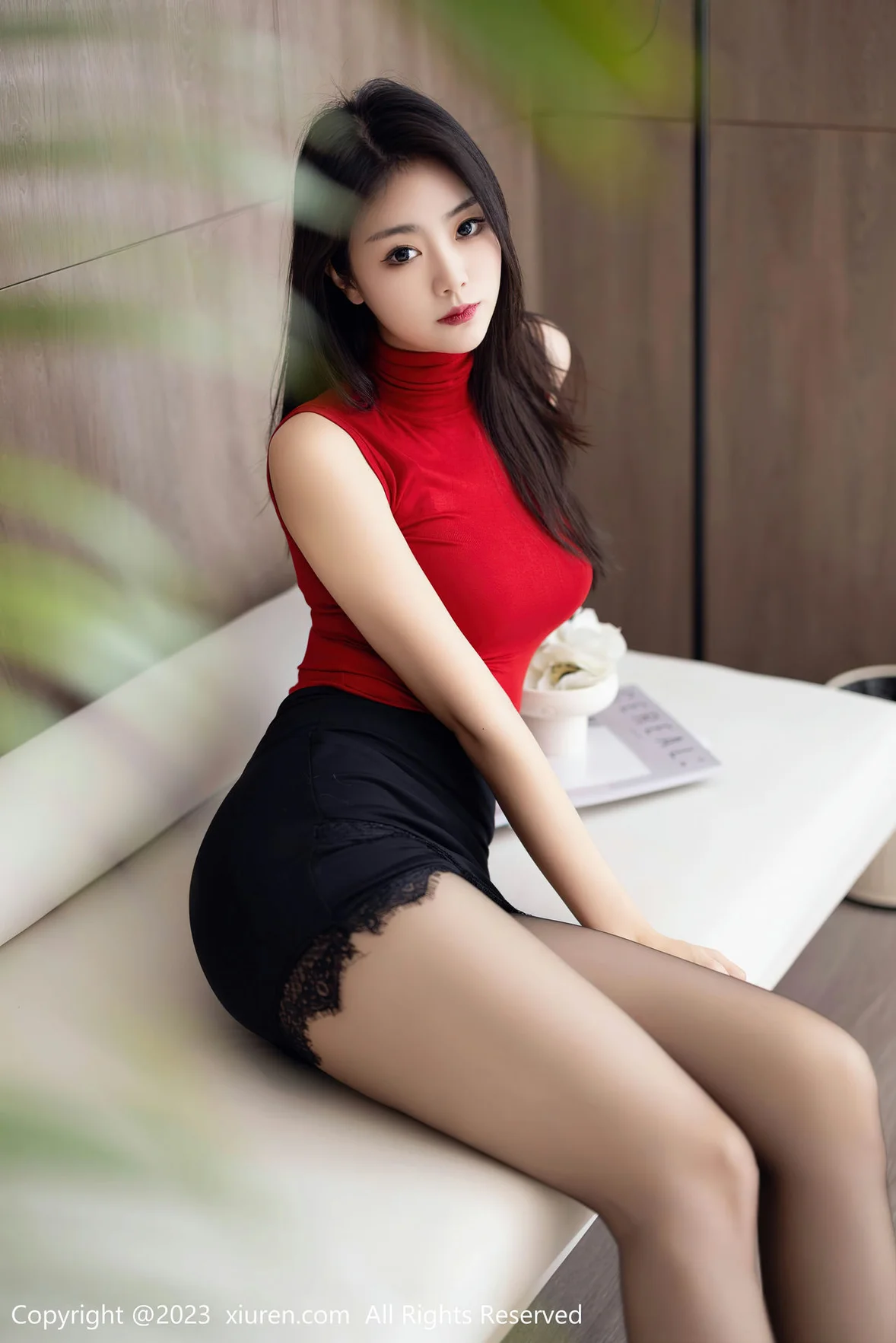  XiuRen 秀人 No.6883 可樂Vicky 性感黑色短裙性感写真3 [76P]第7张