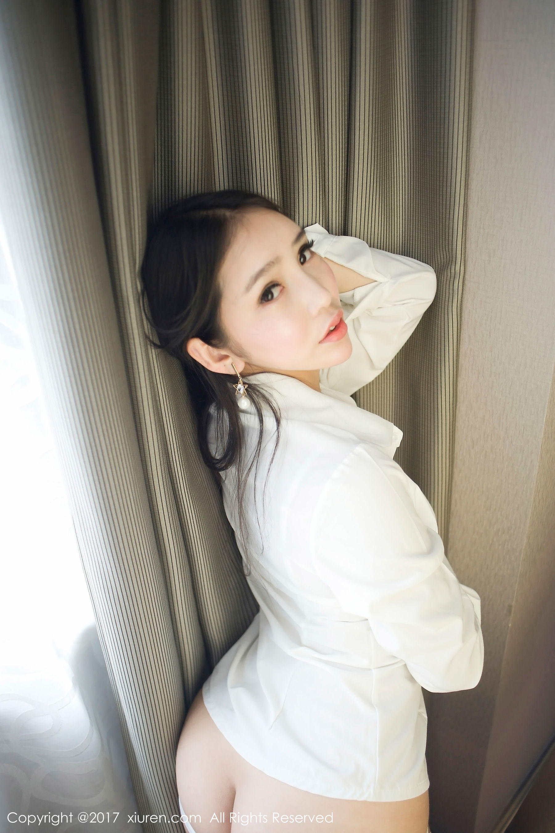  御姐混血范美女@艾弥 秀人网XIUREN No.792第3张