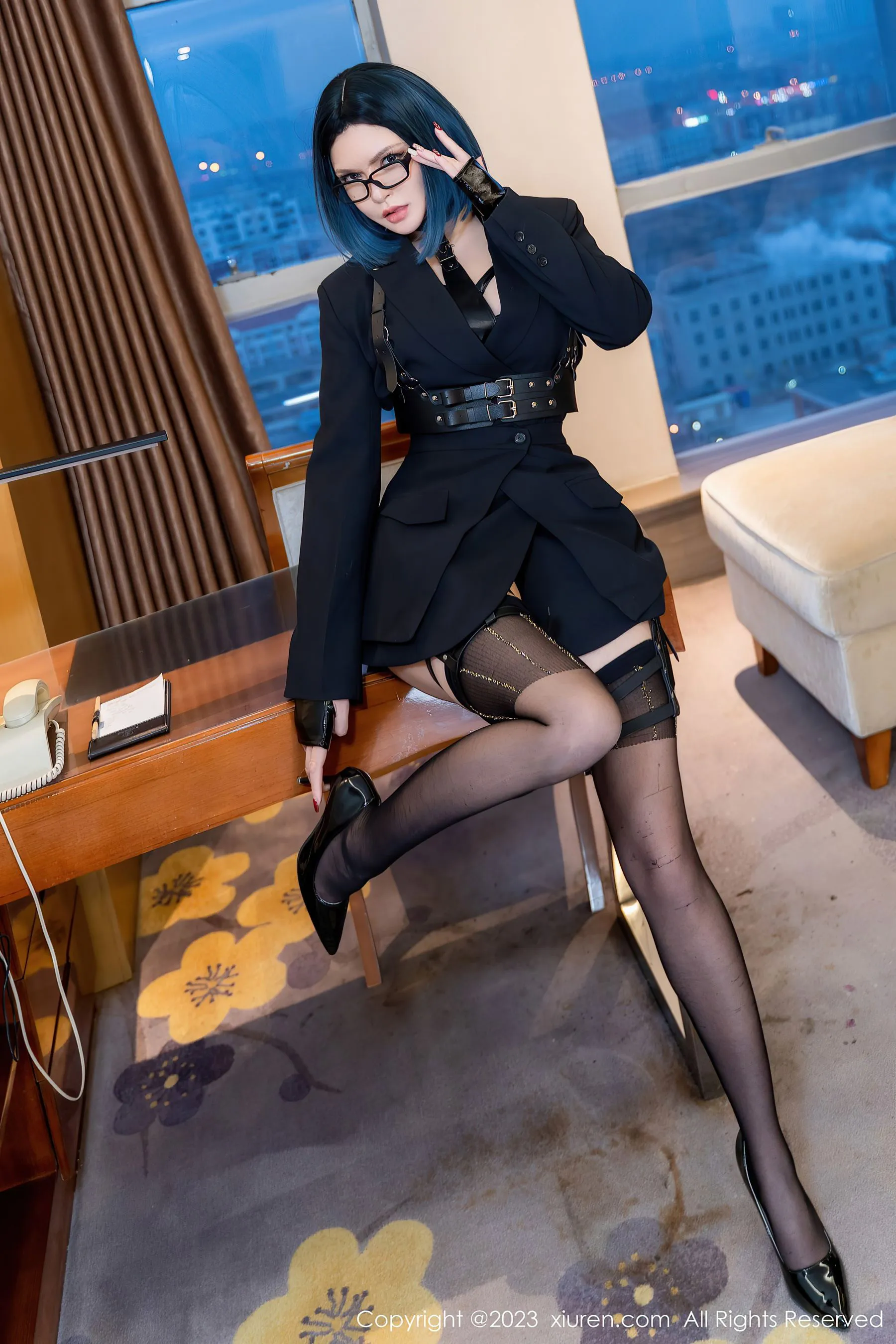  秀人网 No.6340 伊丽莎有点白 情趣服饰第13张