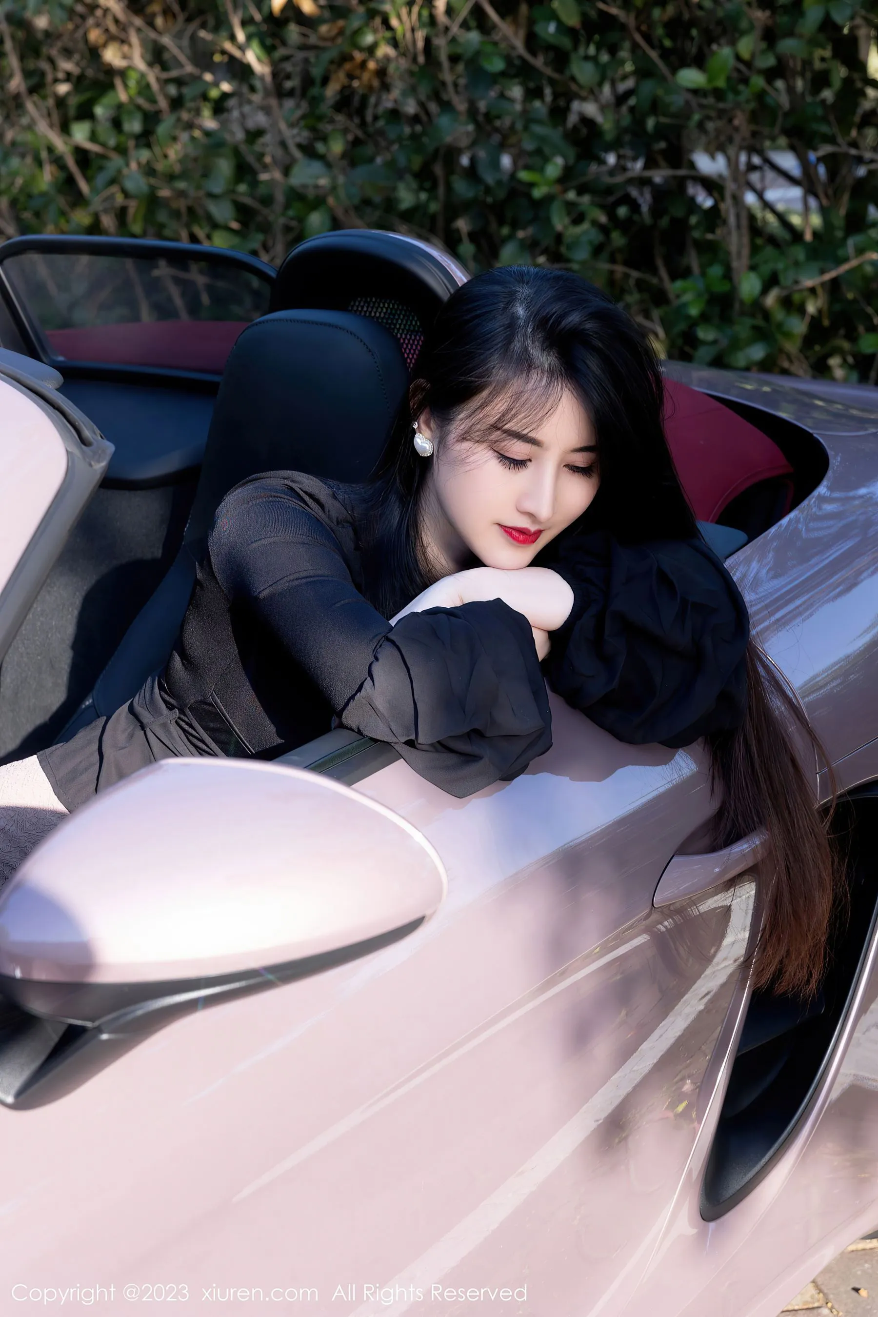  秀人网 No.6676 诗诗kiki 黑丝美腿第23张