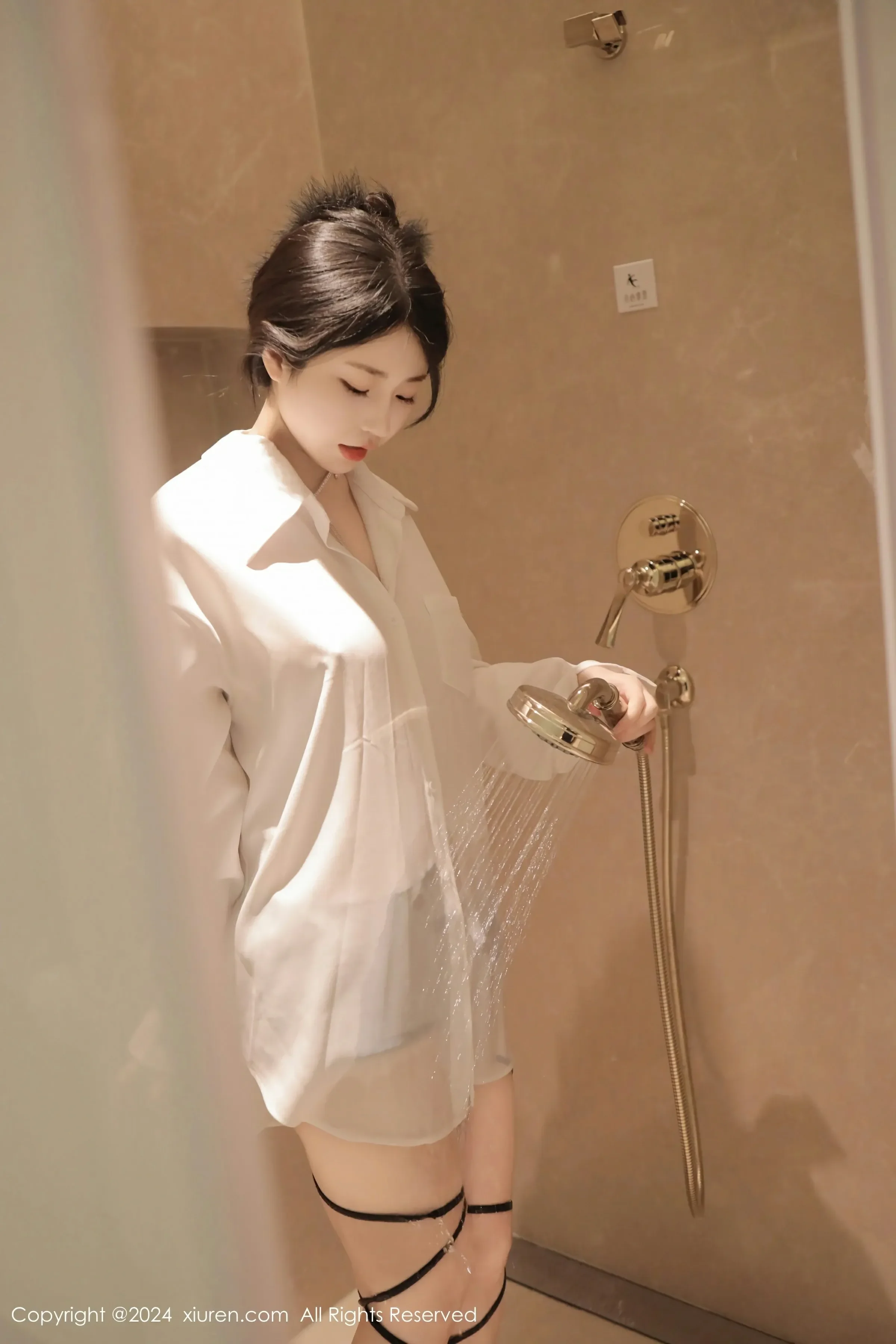  XiuRen 秀人 No.8400 陈小花 [77P]第8张