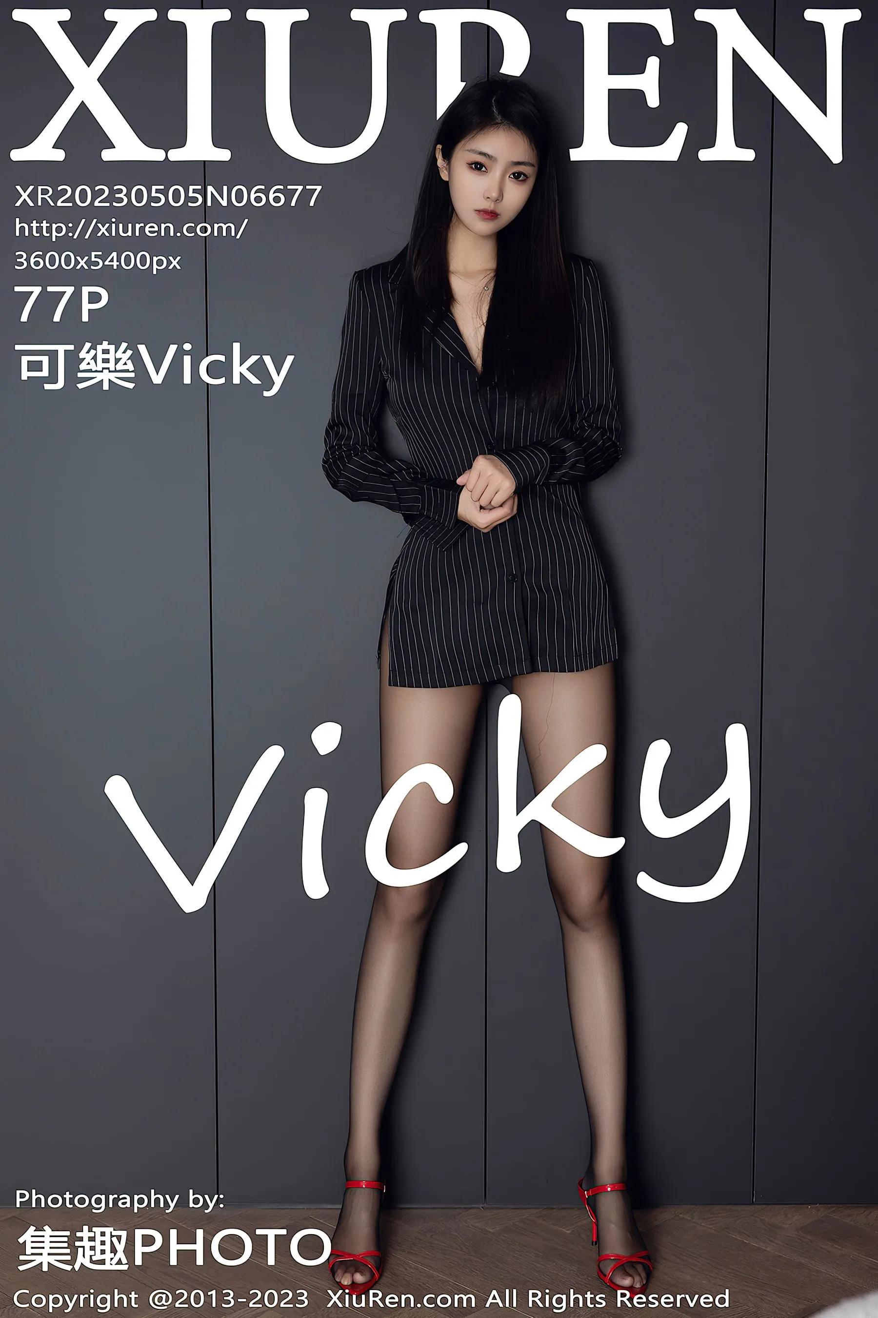  秀人网 No.6677 可樂Vicky 黑丝美腿第15张
