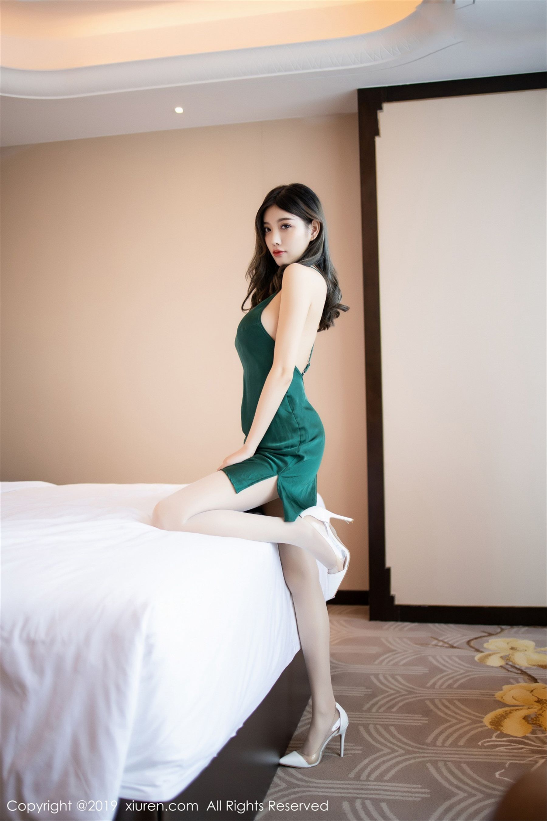 XiuRen 秀人网 No.1567 杨晨晨sugar第1张