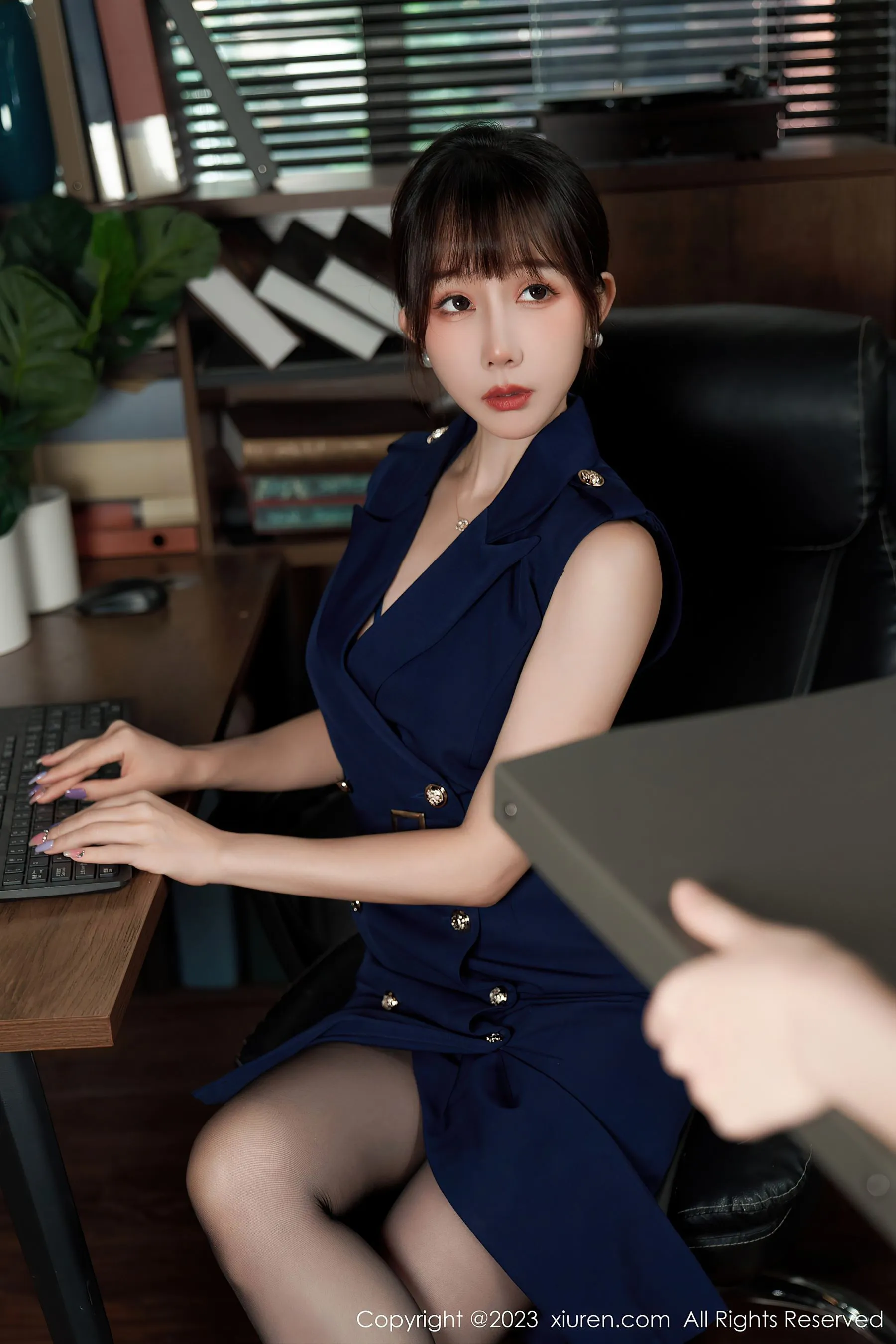  秀人网 No.6737 波巧酱第20张