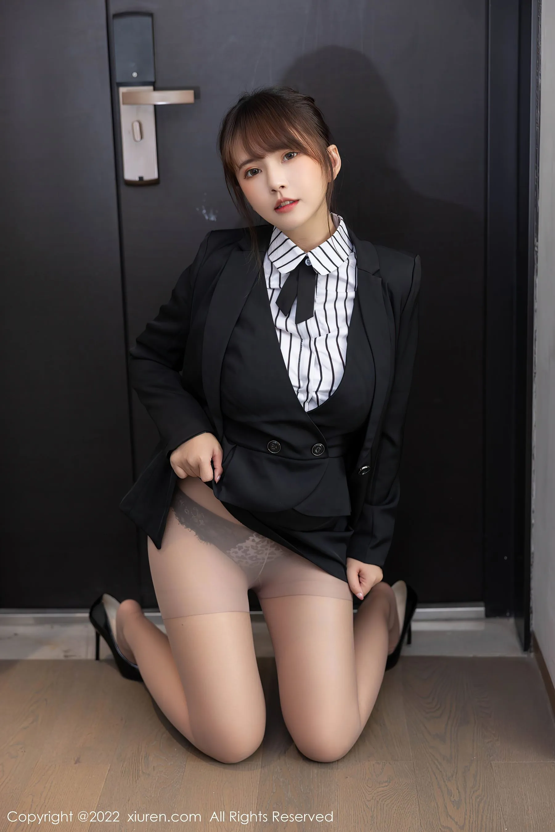  秀人网 No.5313 张思允Nice 丝袜美臀第11张