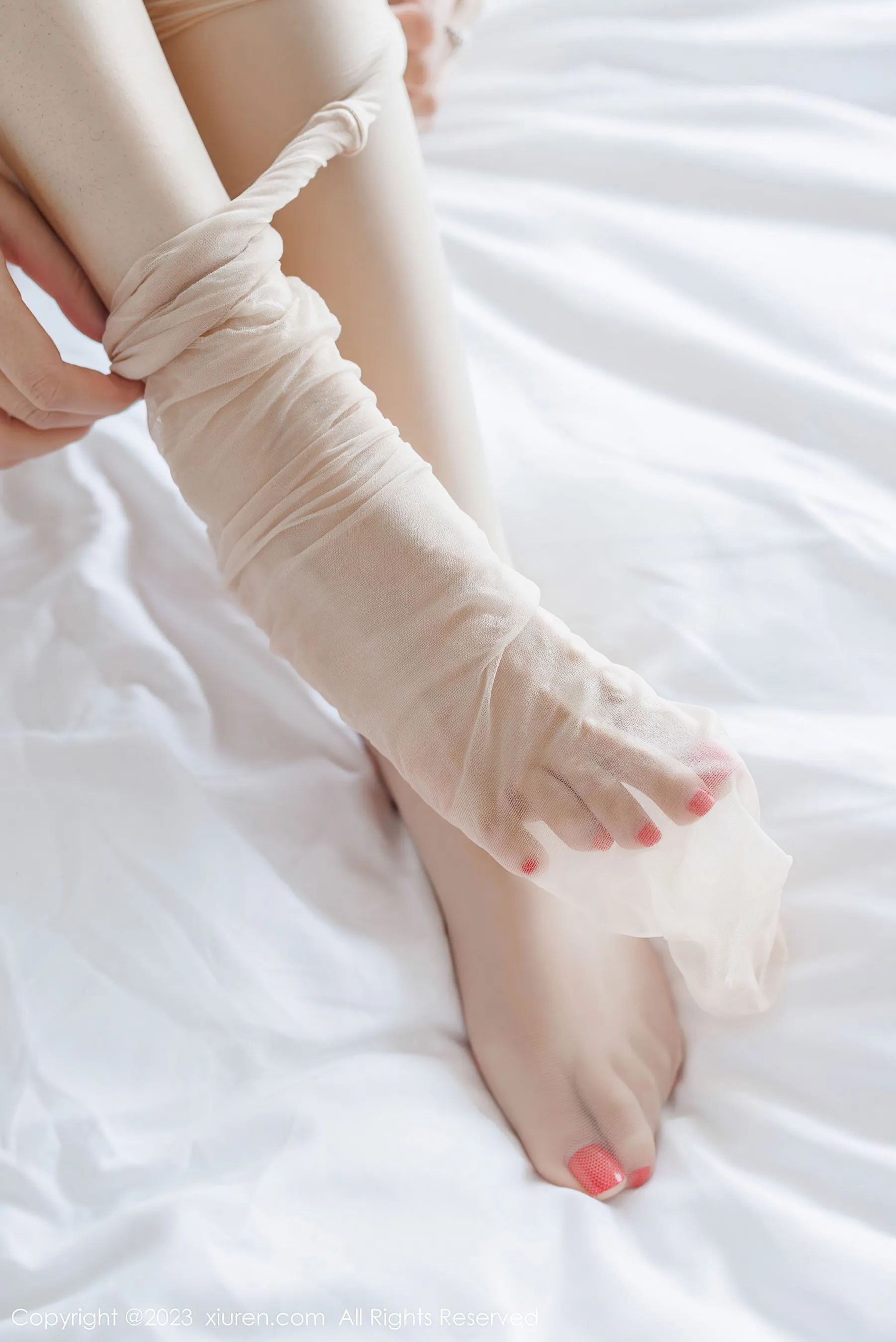  秀人网 No.6693 杨可可coco 短裙美臀第17张