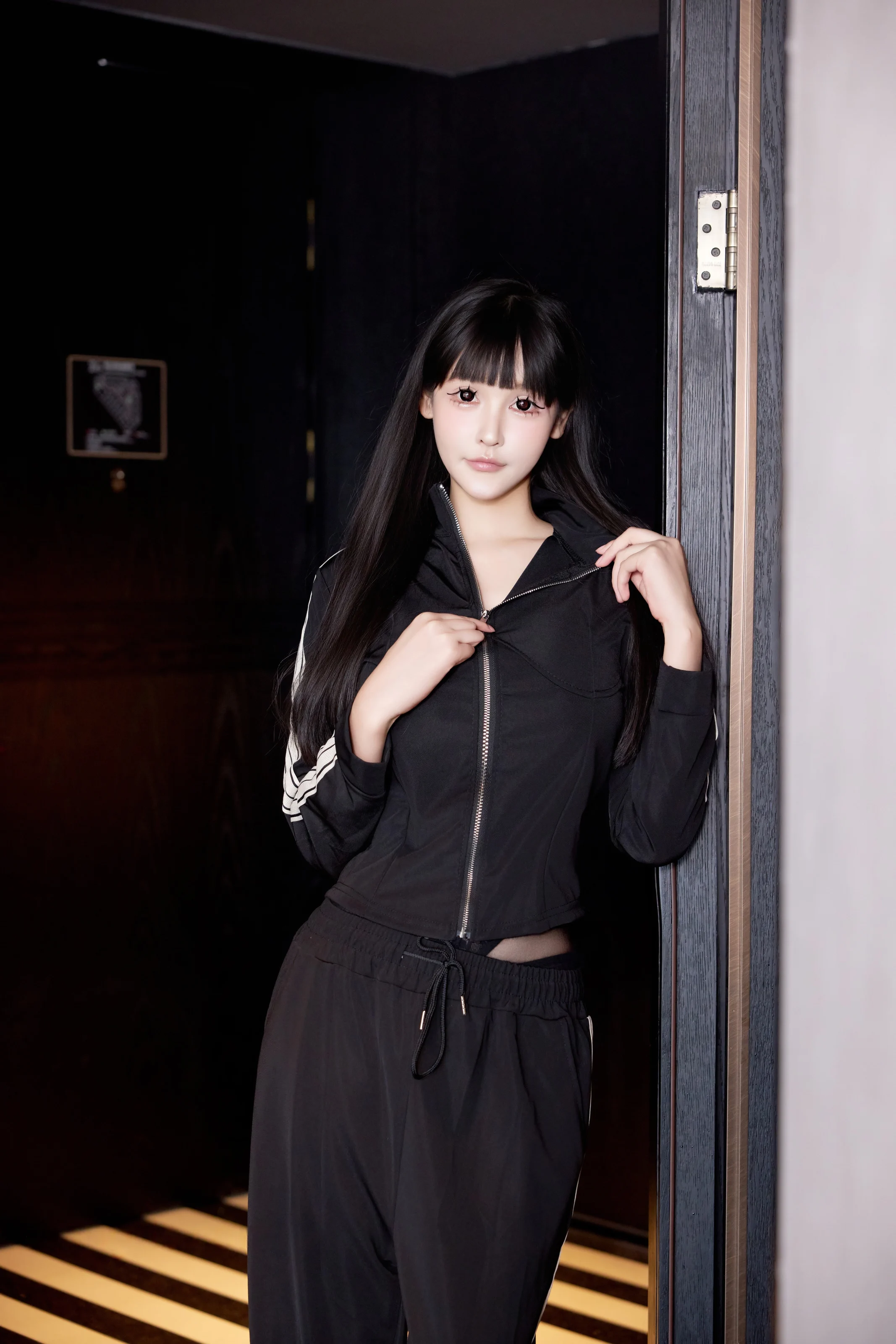  XiuRen 内购版 No.10482 智恩baby 裤里黑丝 [77P]第4张
