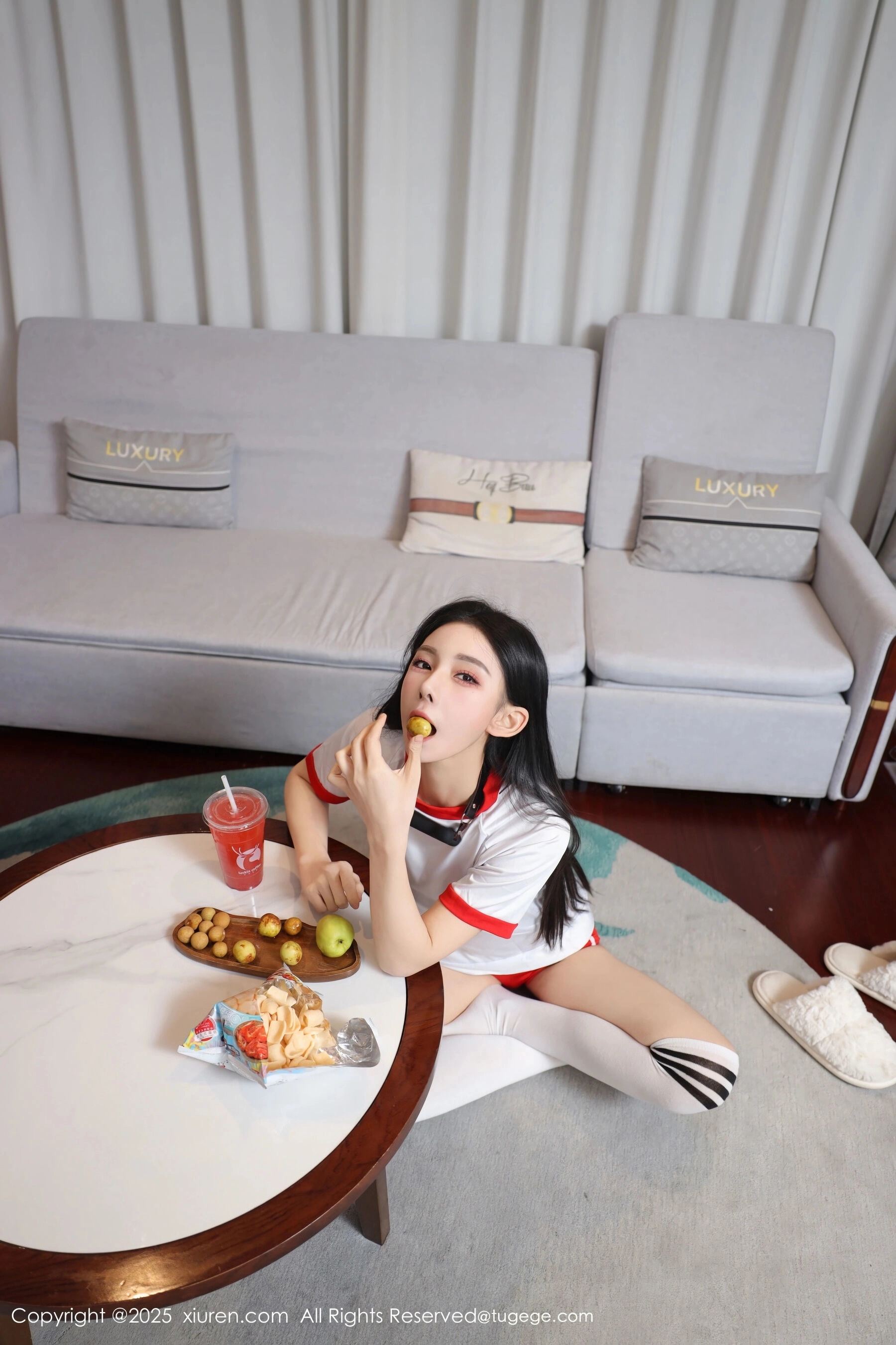  秀人网 许微微呀 Vol.11110 [86P]第9张