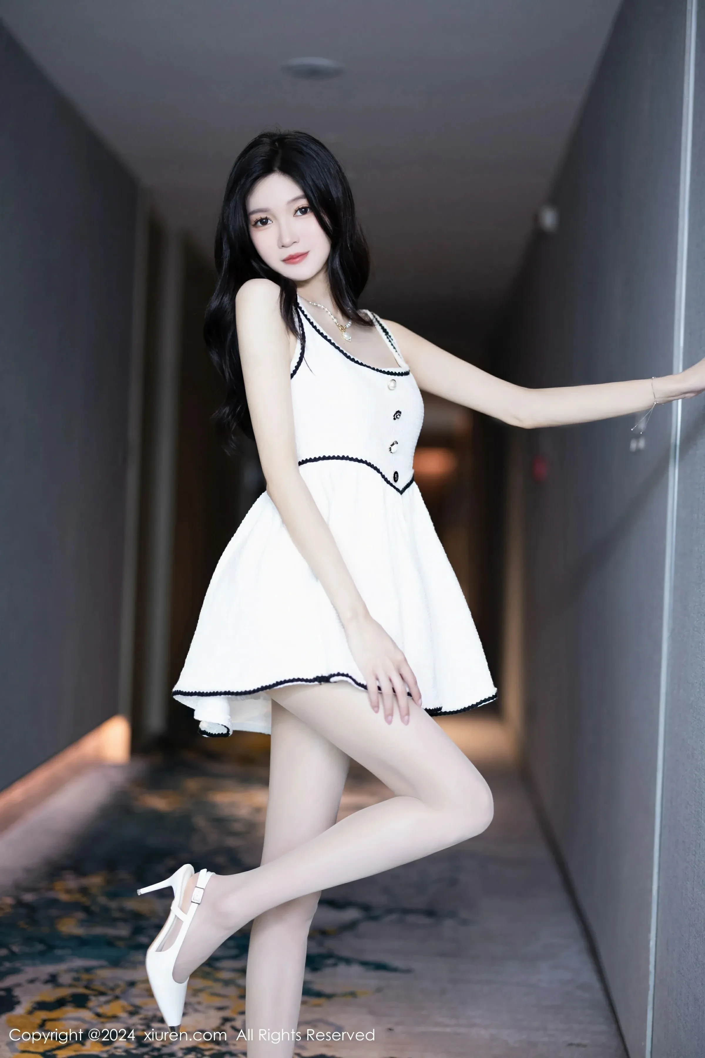  XiuRen 秀人 No.8861 程程程- [83P]第2张