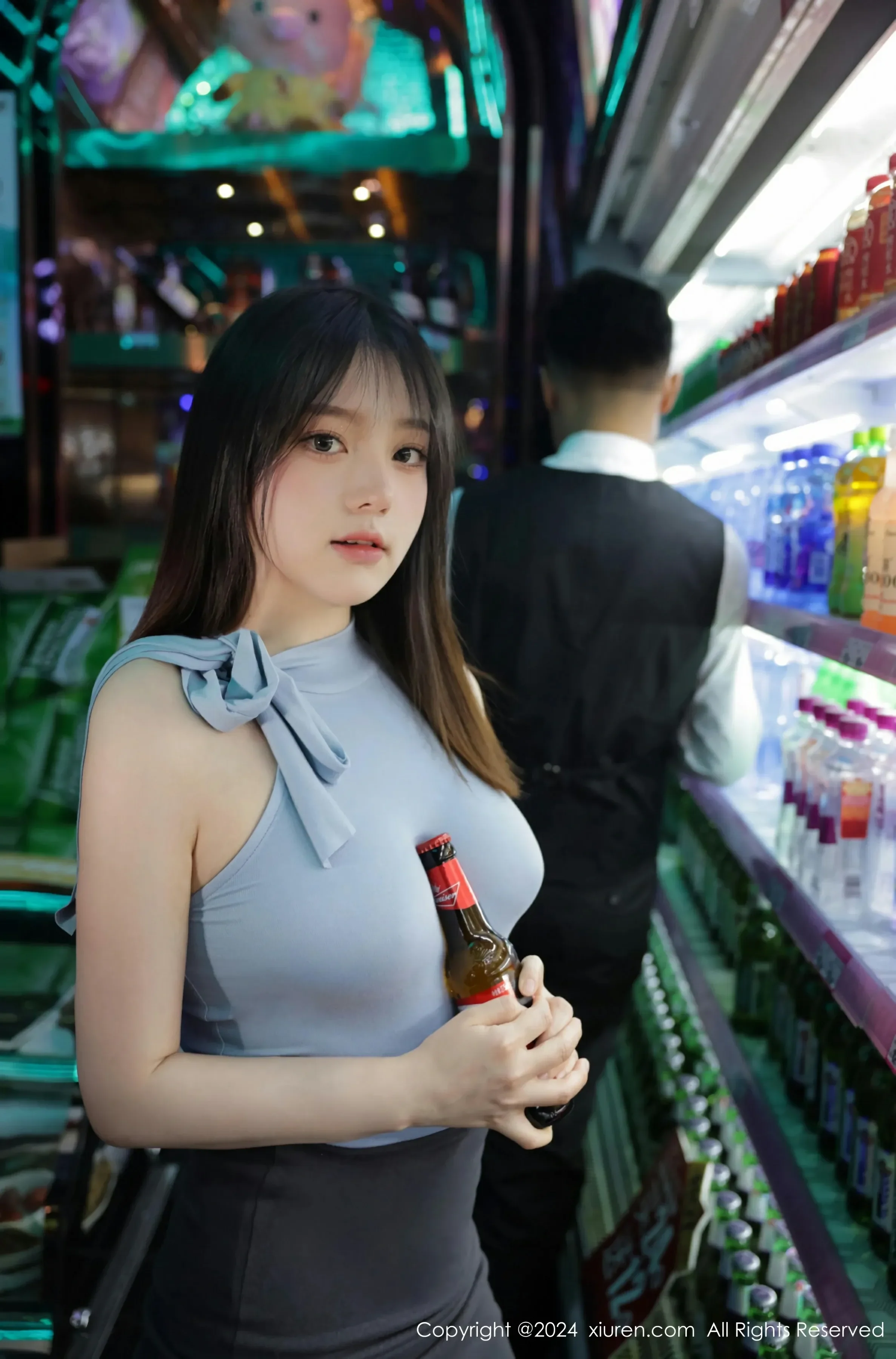  XiuRen 秀人 No.8402 豆瓣酱 [73P]第1张