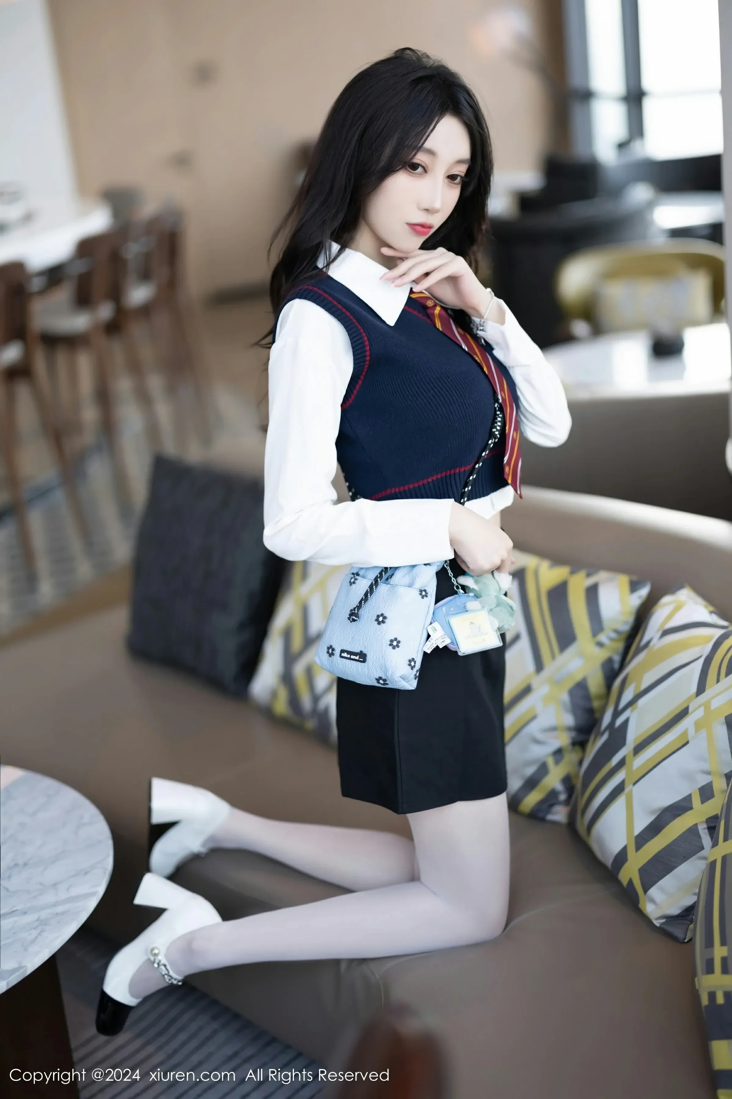  XiuRen 秀人 No.8247 玥儿玥 [82P]第5张