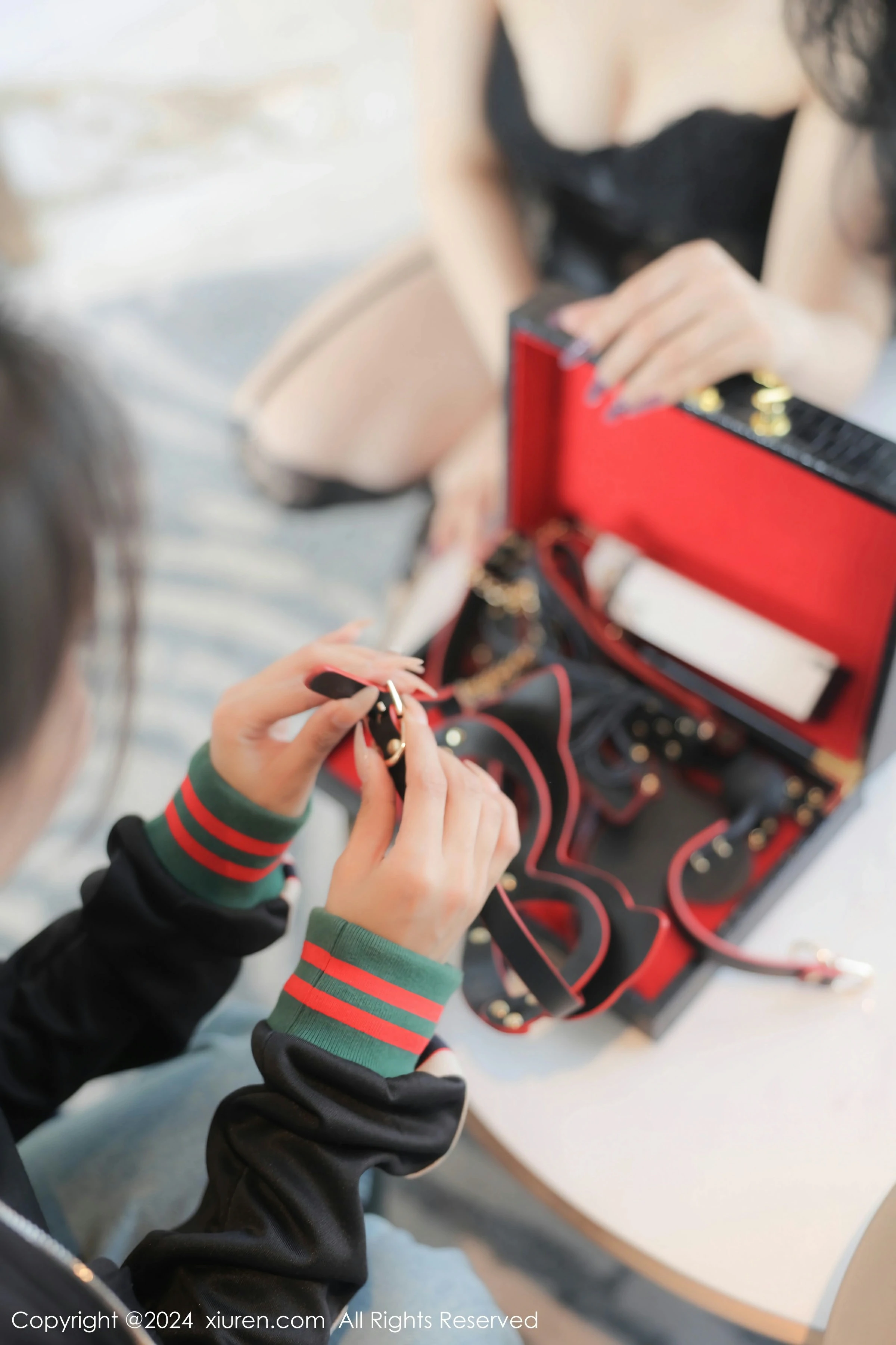  XiuRen 秀人 No.8668 周周不吃香菜 模特合集 [85P]第6张