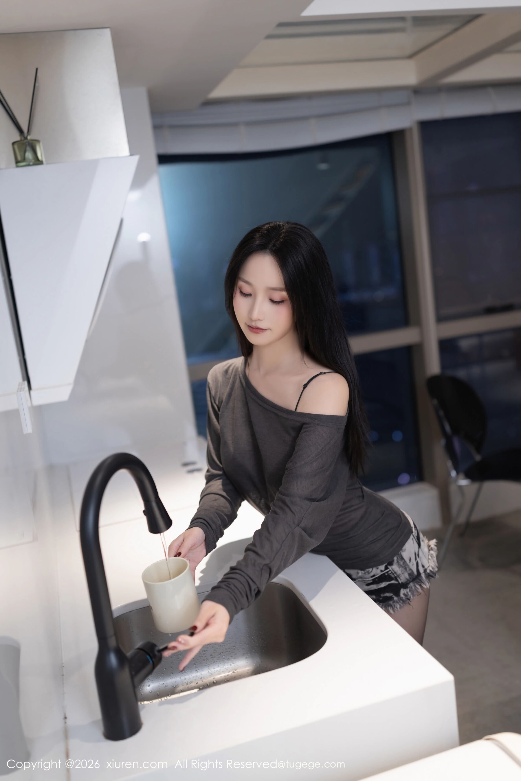  秀人网 杏子Yada Vol.11202 [76P]第1张