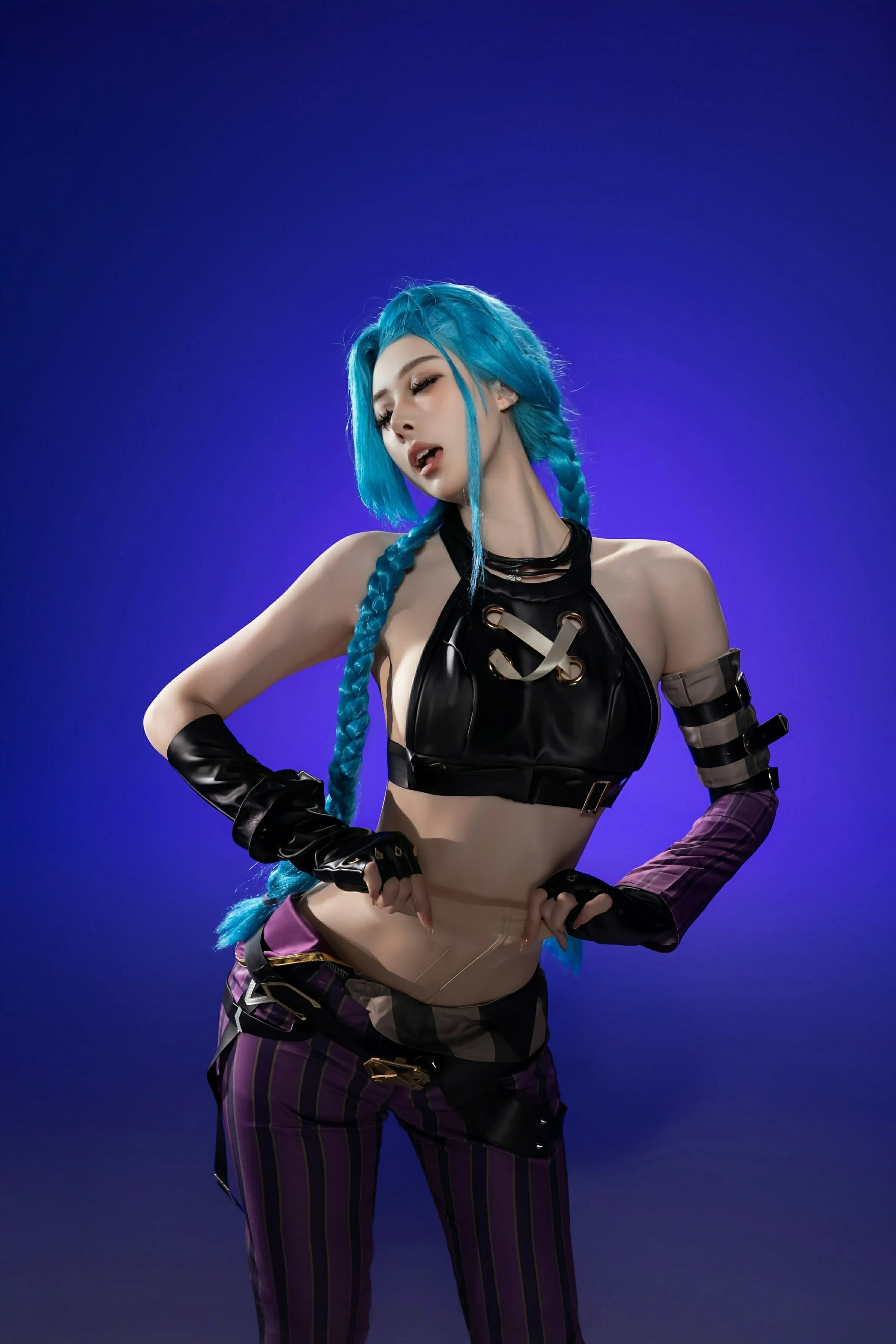  秀人网 No.10479 小逗逗 [79P]第1张