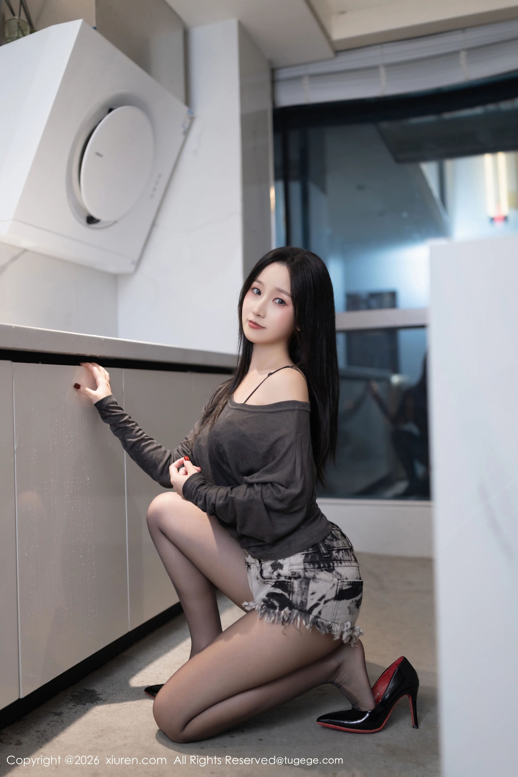  秀人网 杏子Yada Vol.11202 [76P]第3张