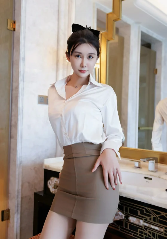  秀人网 No.10543 艺艺yiyi [49P]