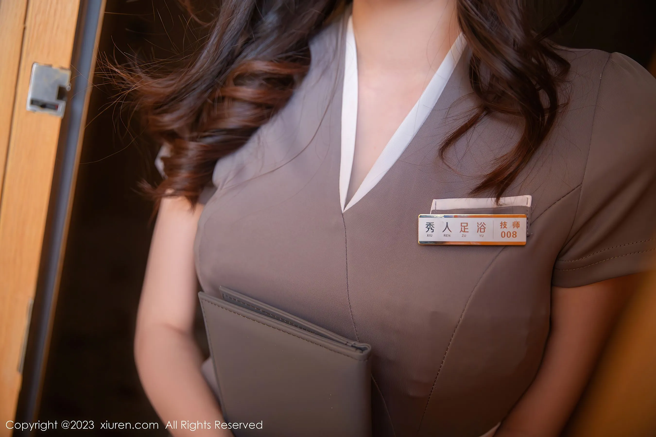  秀人网 No.6680 是小逗逗 丝袜美腿