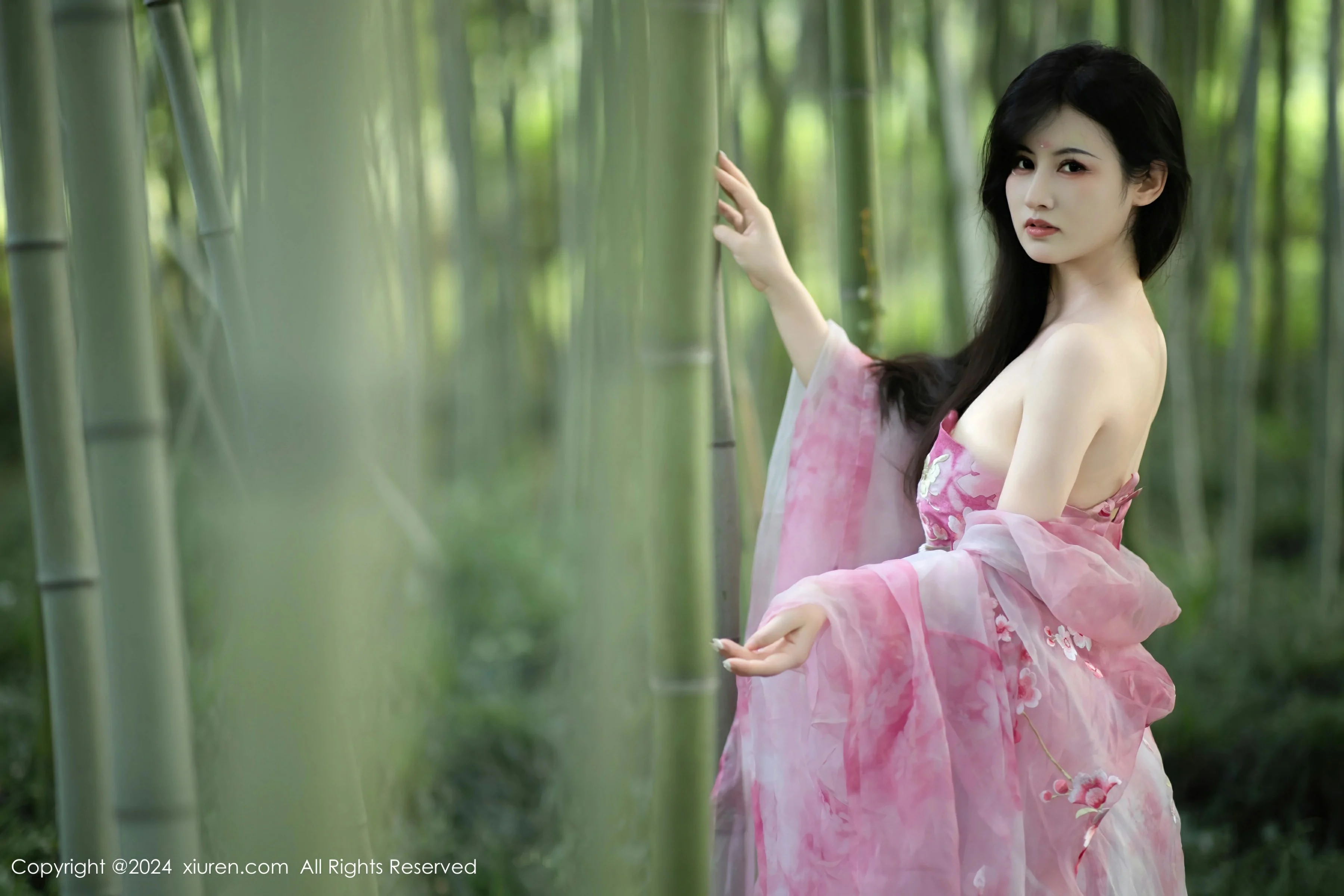  XiuRen 秀人 No.9100 诗诗kiki [70P]第6张