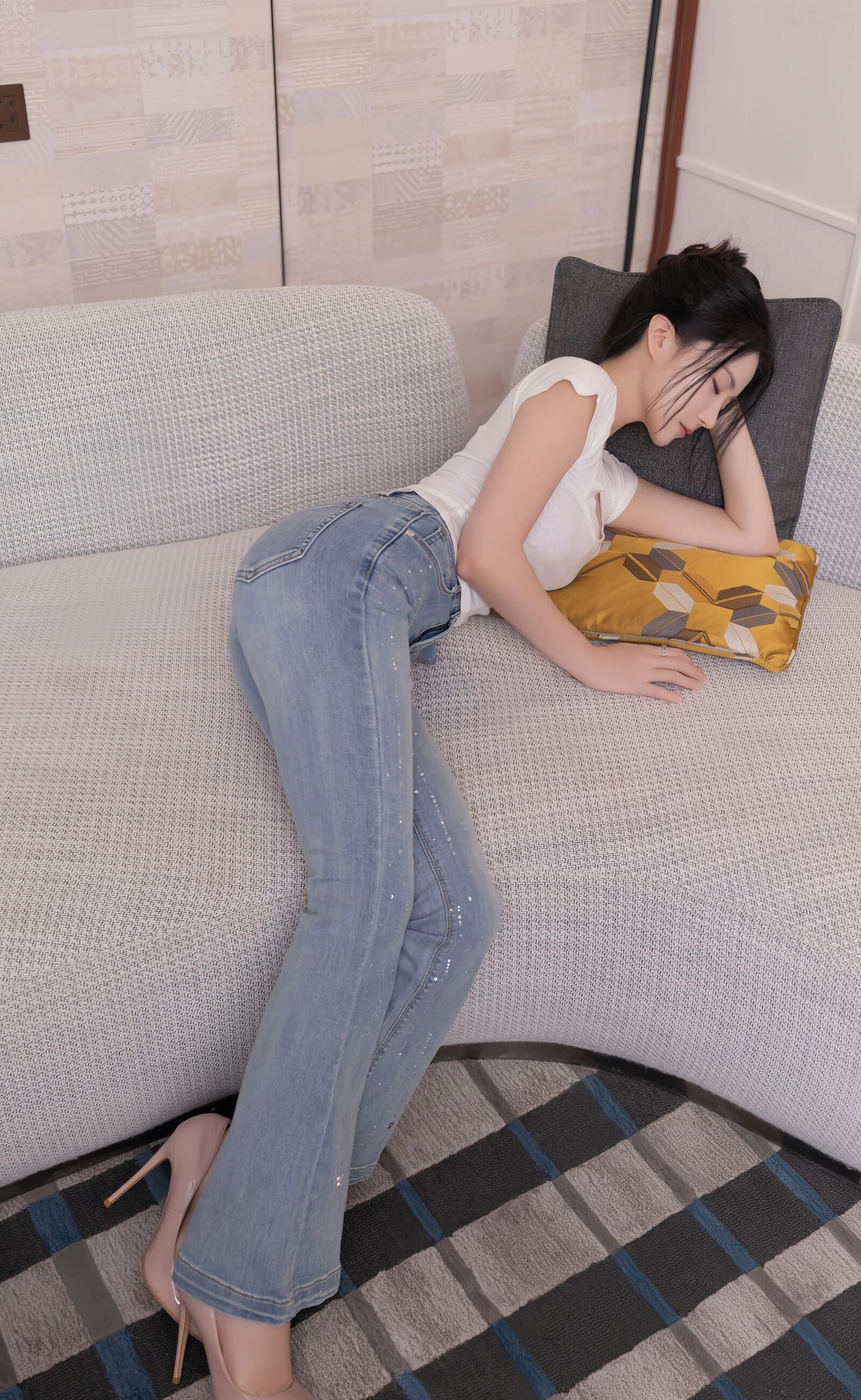  秀人网 鱼子酱Fish No.10858 [76P]第8张