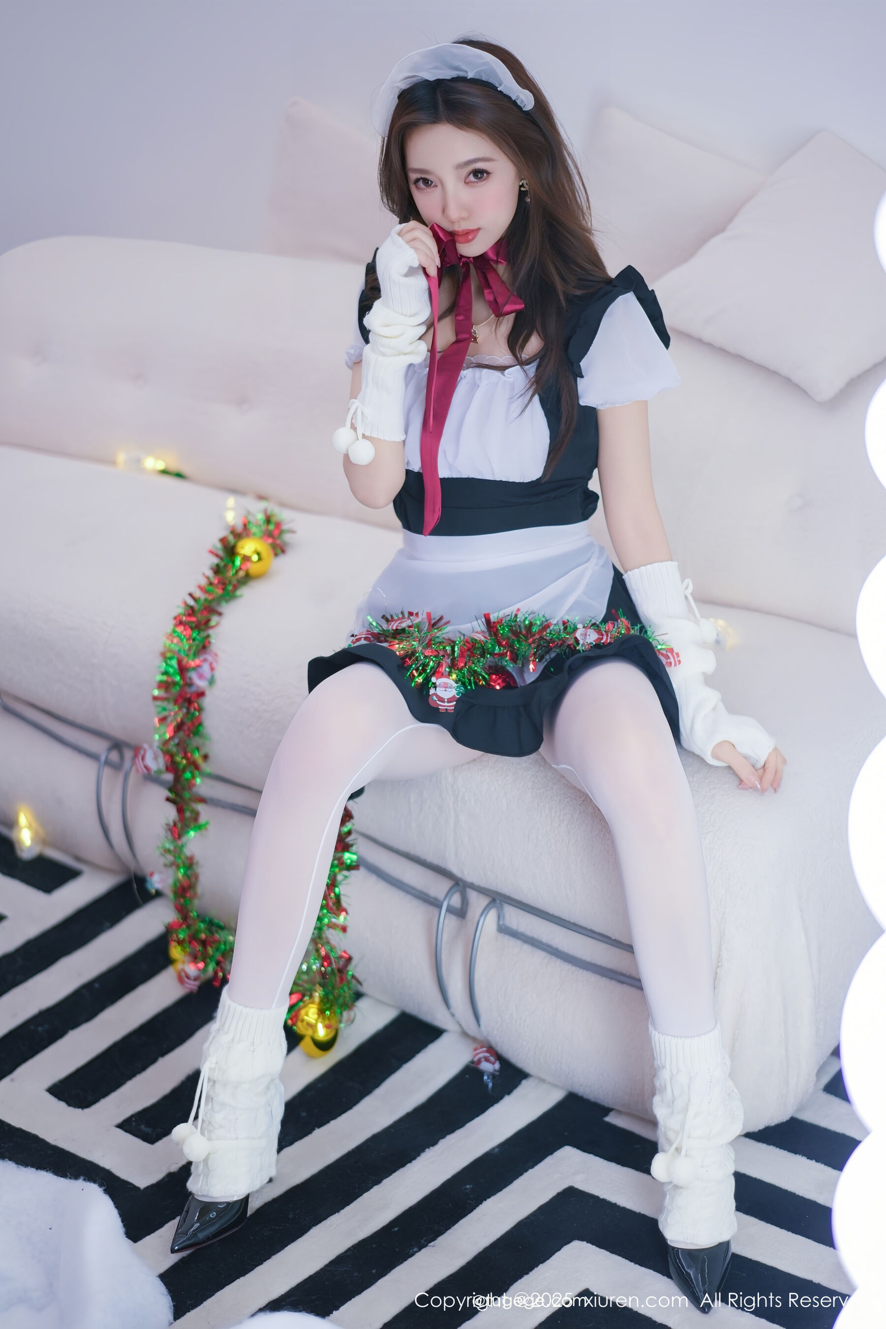  秀人网 Twins-桃桃 Vol.11152 [77P]第1张