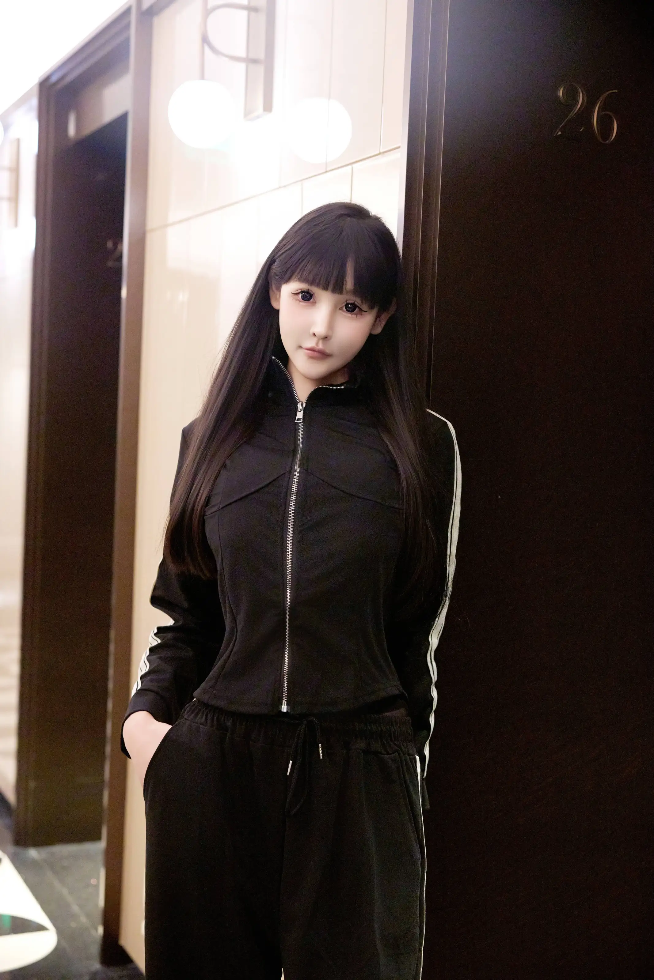  XiuRen 内购版 No.10482 智恩baby 裤里黑丝 [77P]第2张