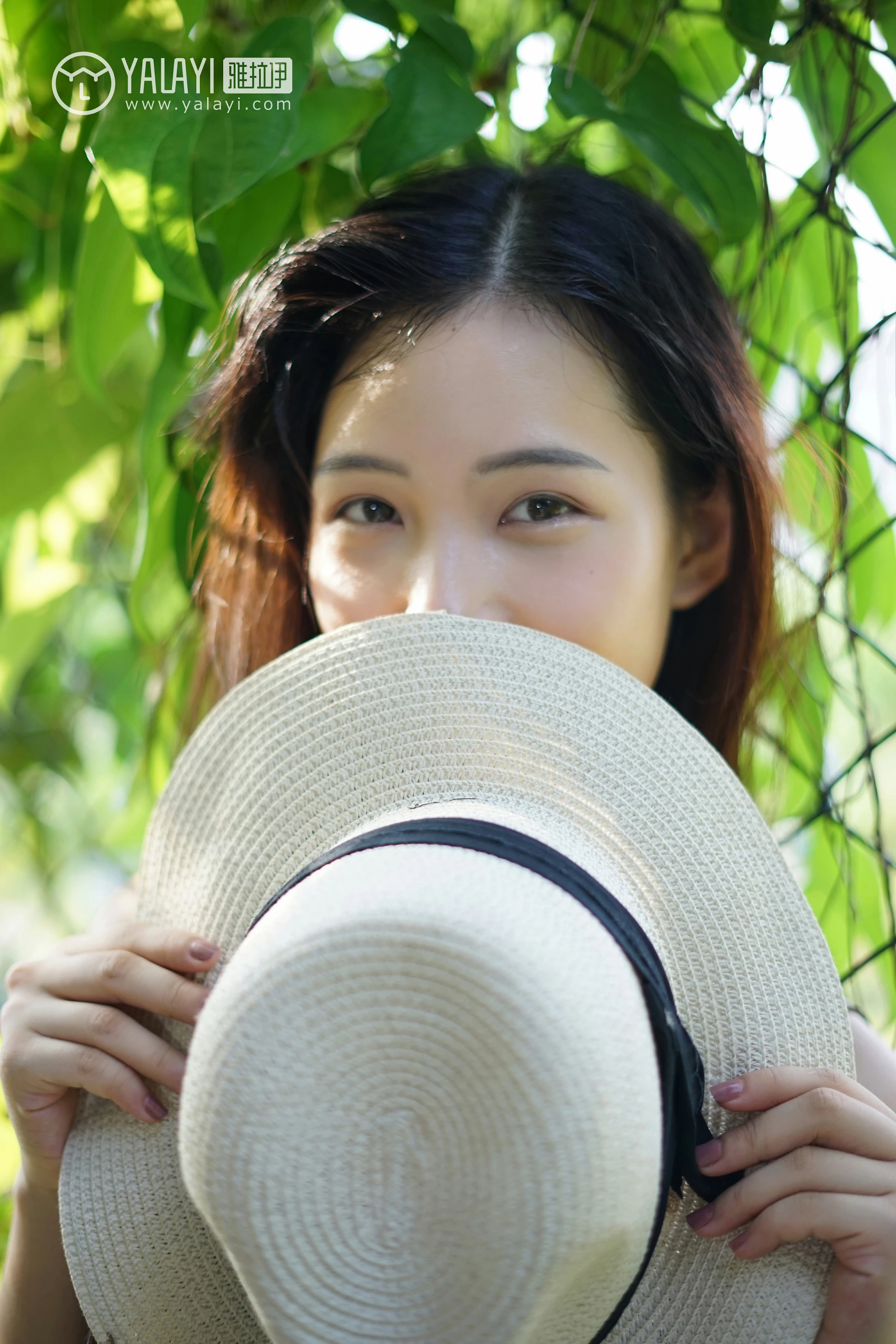 [YALAYI雅拉伊]NO.029 纯粹之心 卡柔 透视蕾丝上衣加吊带连衣裙性感私房写真集第3张