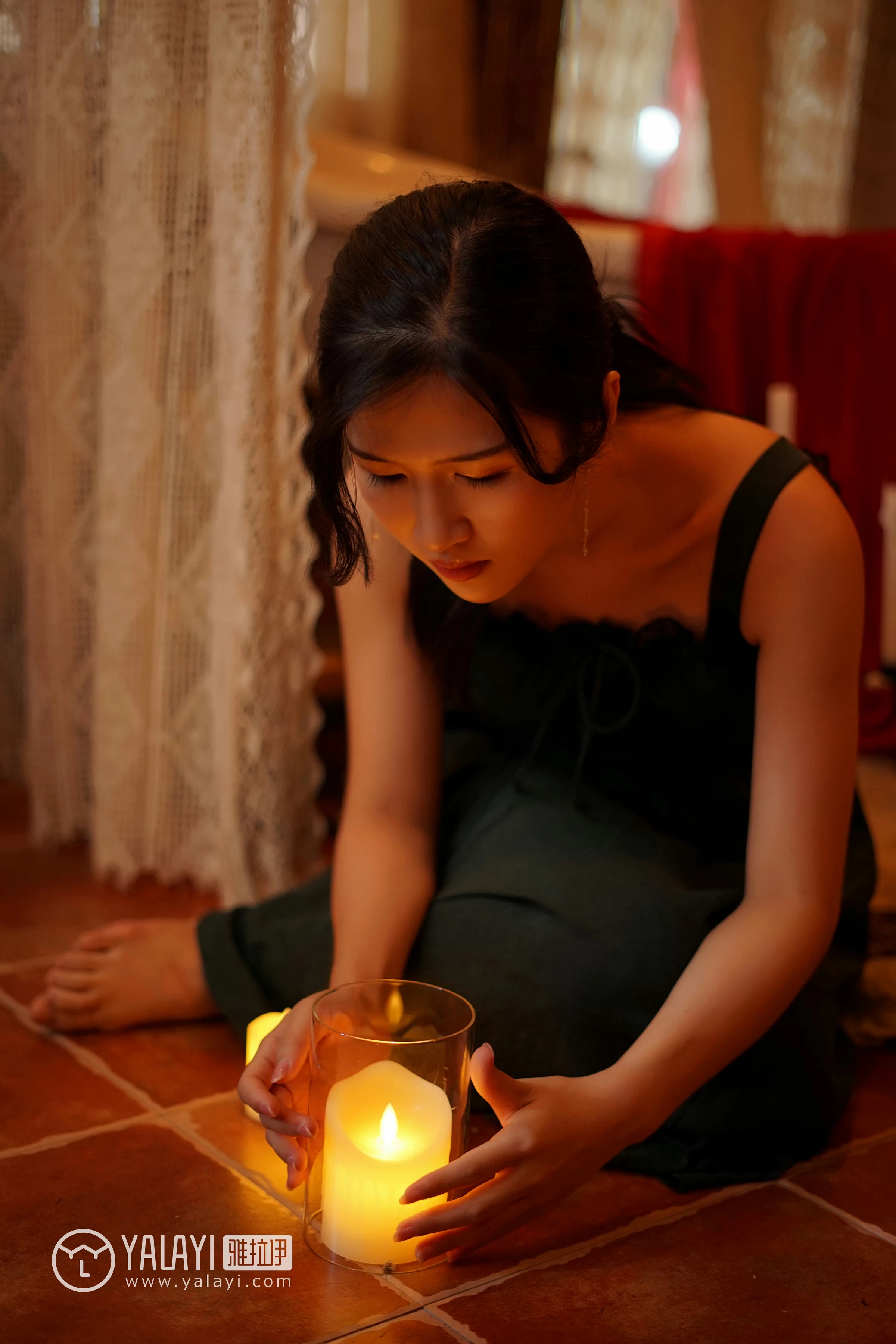 [YALAYI雅拉伊]NO.040 浮光掠影 半梦半醒 塔塔 吊带连衣裙加粉色蕾丝内衣性感私房写真集第7张