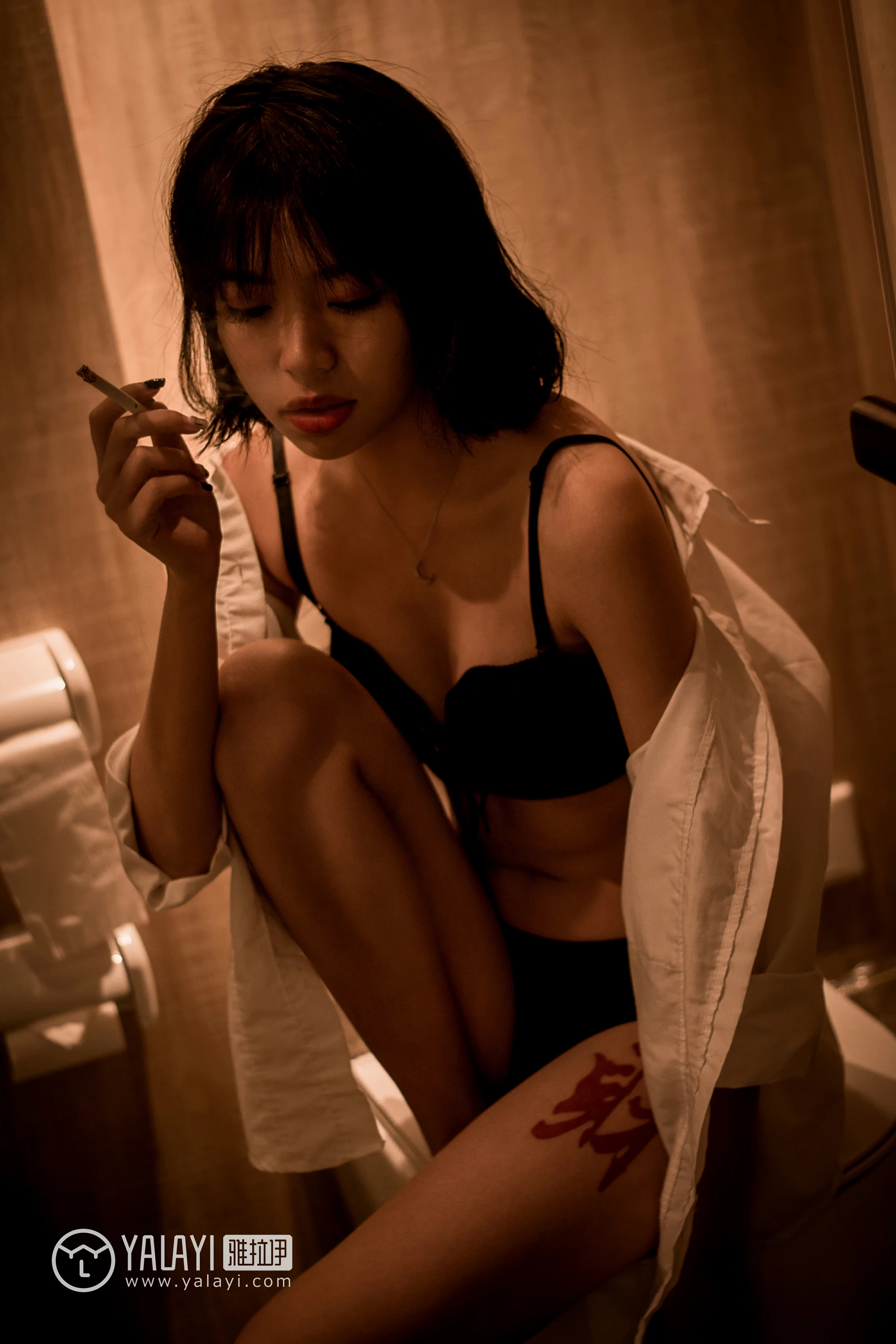 [YALAYI雅拉伊]NO.058 幻象气球 小杨 黑色性感内衣私房写真集第15张