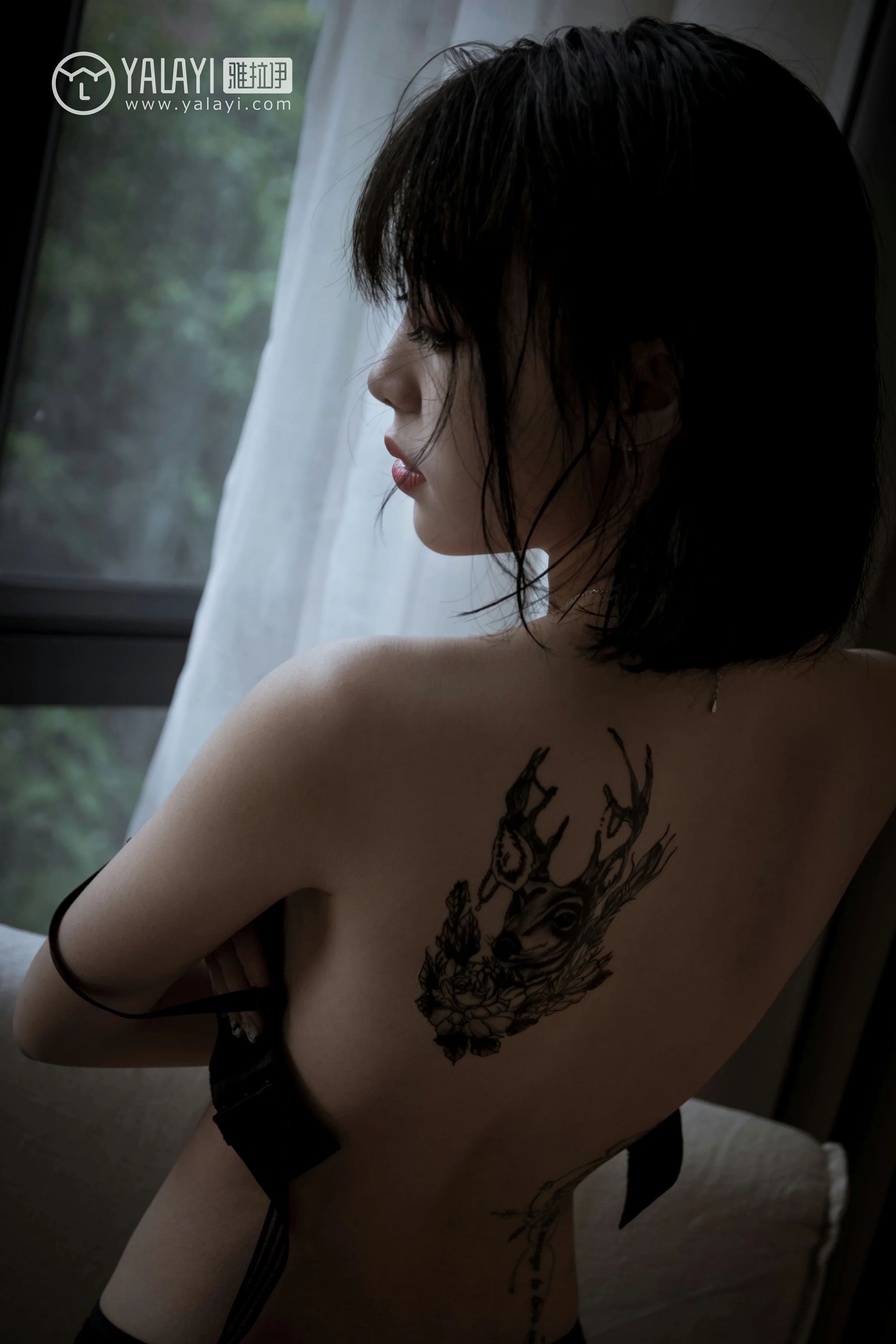 [YALAYI雅拉伊]NO.058 幻象气球 小杨 黑色性感内衣私房写真集第10张