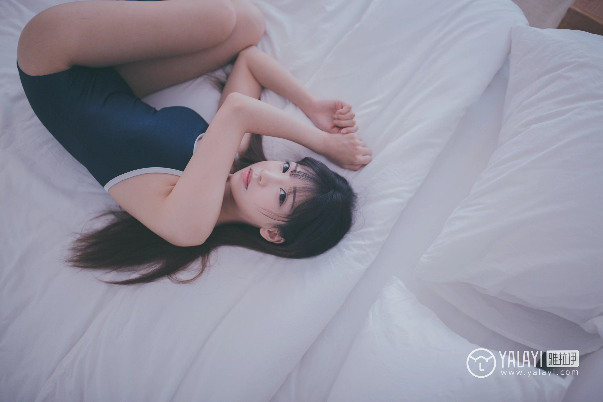 [YALAYI雅拉伊]NO.068 蓝帘幽梦 水花儿 蓝色连体运动内衣性感私房写真集第17张