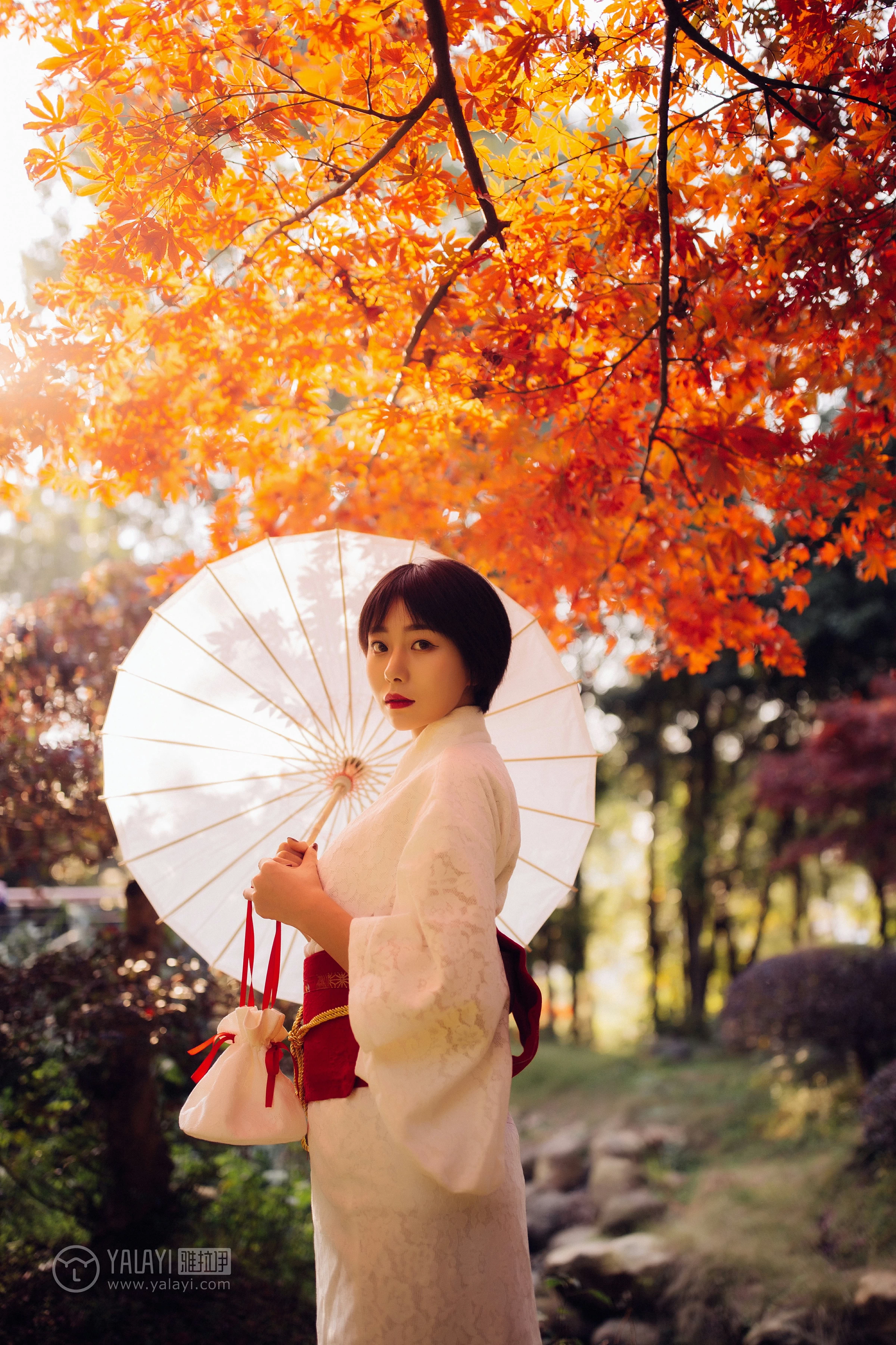 [YALAYI雅拉伊]NO.136 夕阳下的和风少女 静静 白色透视镂空和服性感私房写真集第2张