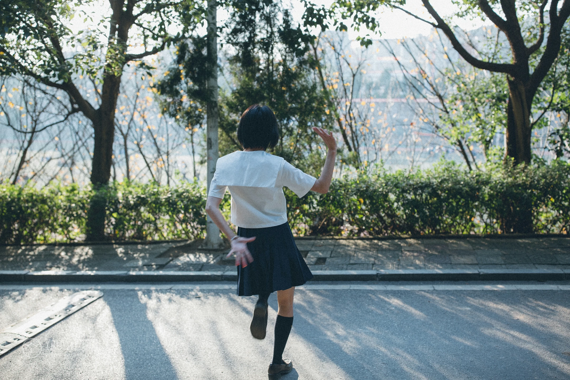 [YALAYI雅拉伊]NO.156 带我走带我飞 米粒米粒 高中女生制服与短裙私房写真集第20张