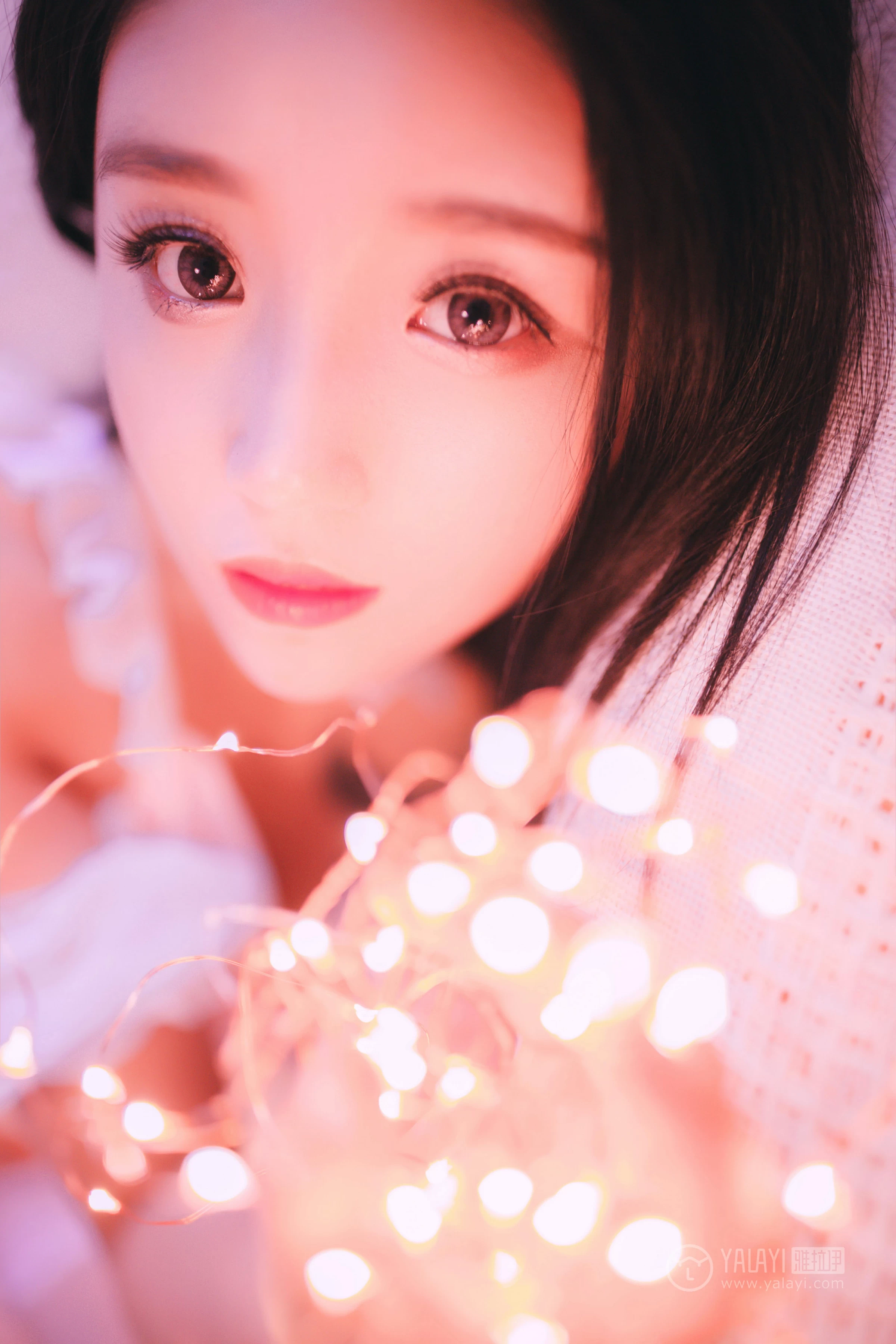 [YALAYI雅拉伊]No.170 花非花 林林子酱 白色透视情趣内衣加白色丝袜美腿性感私房写真集第6张