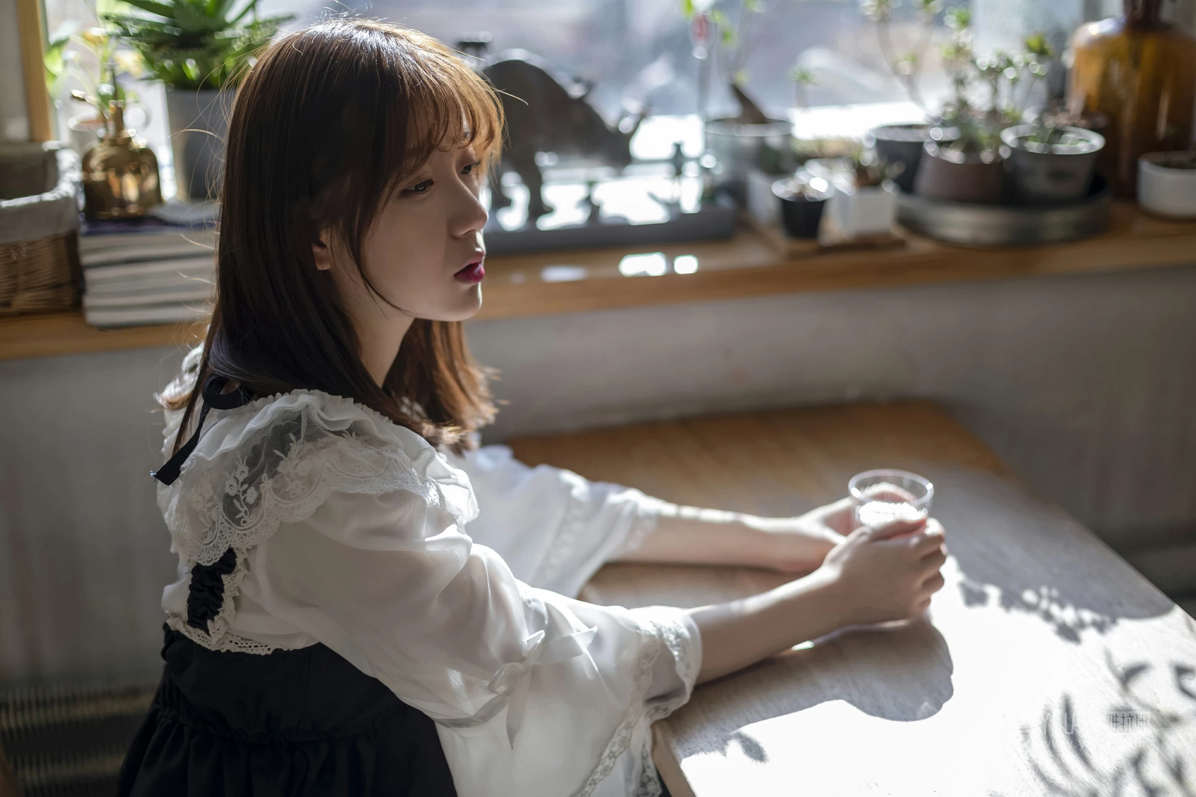 [YALAYI雅拉伊]No.219 半糖洛丽塔 刘开心 情趣公主制服连衣裙性感私房写真集第5张