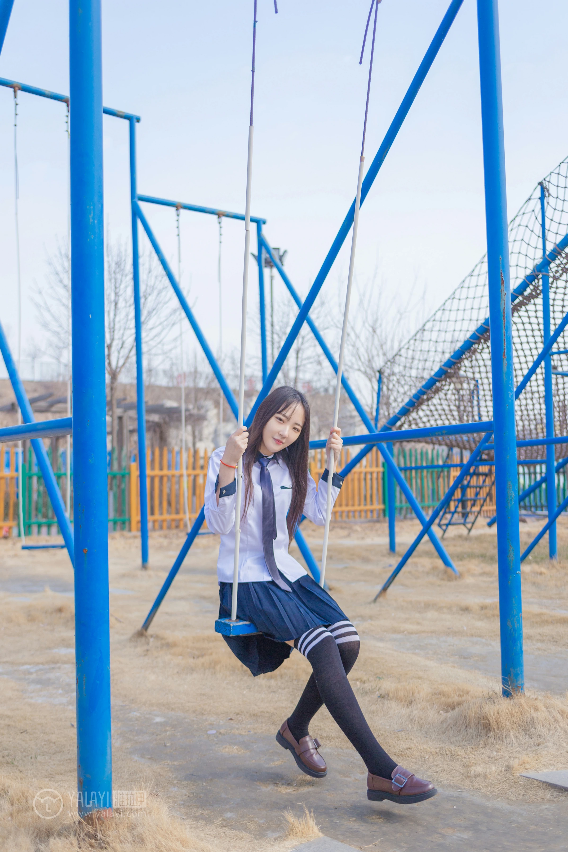 [YALAYI雅拉伊]No.229 小清新 文慧慧 日本高中女生制服与短裙加黑色丝袜美腿性感私房写真集第12张