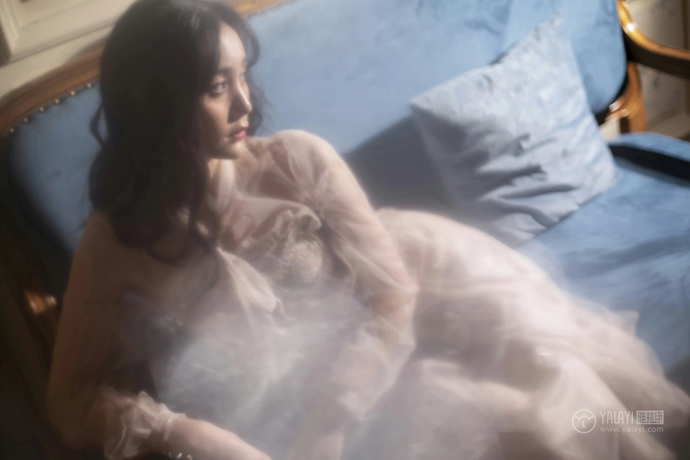 [YALAYI雅拉伊]No.227 蓝月 项兴咏 粉色透视镂空连衣裙性感私房写真集第13张