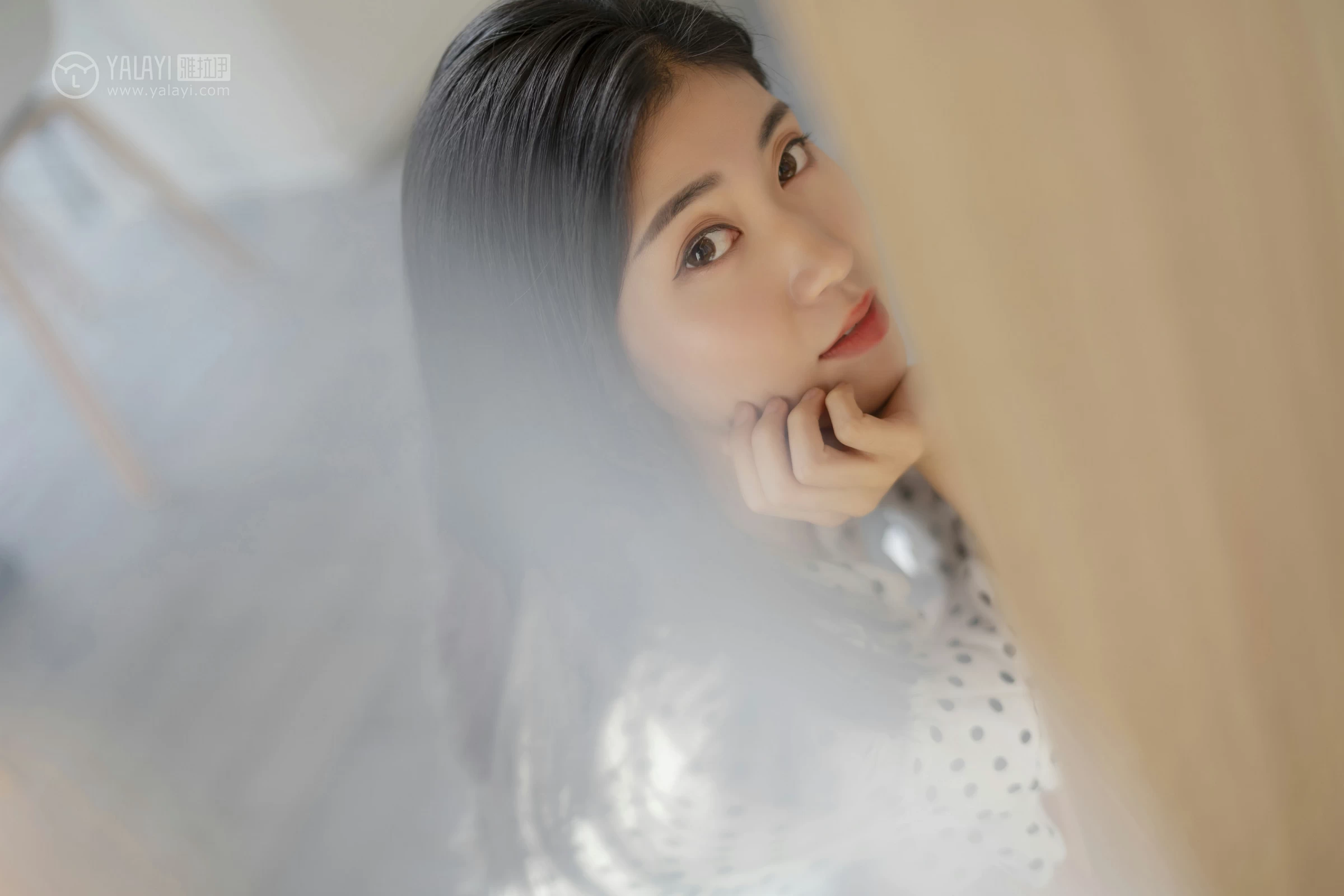 [YALAYI雅拉伊]No.264 波点女孩儿 乔妹儿 白色透视连衣裙居家私房写真集第5张
