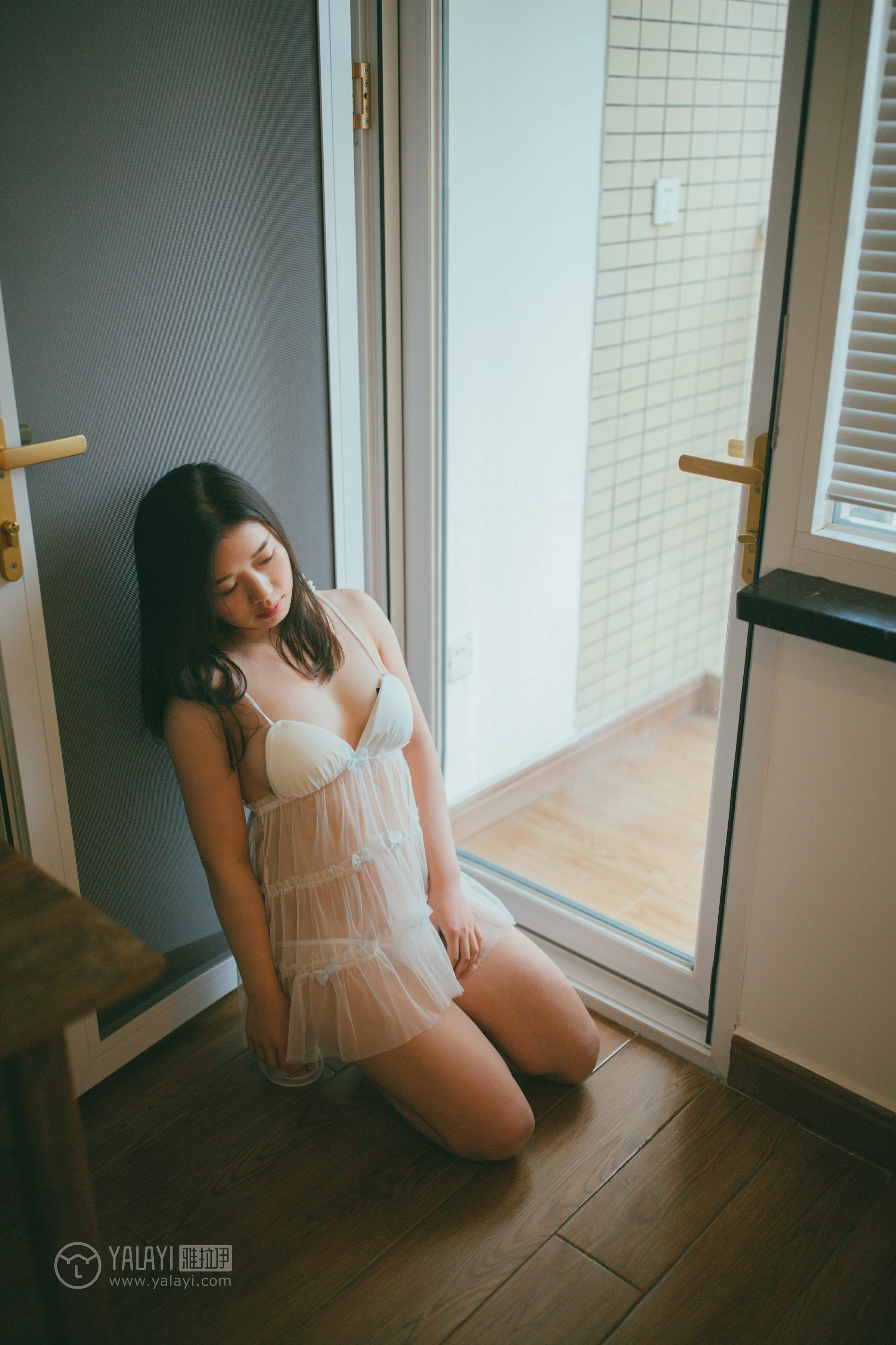 [YALAYI雅拉伊]No.271 小日子 奈奈酱 白色性感情趣女仆制服私房写真集第9张