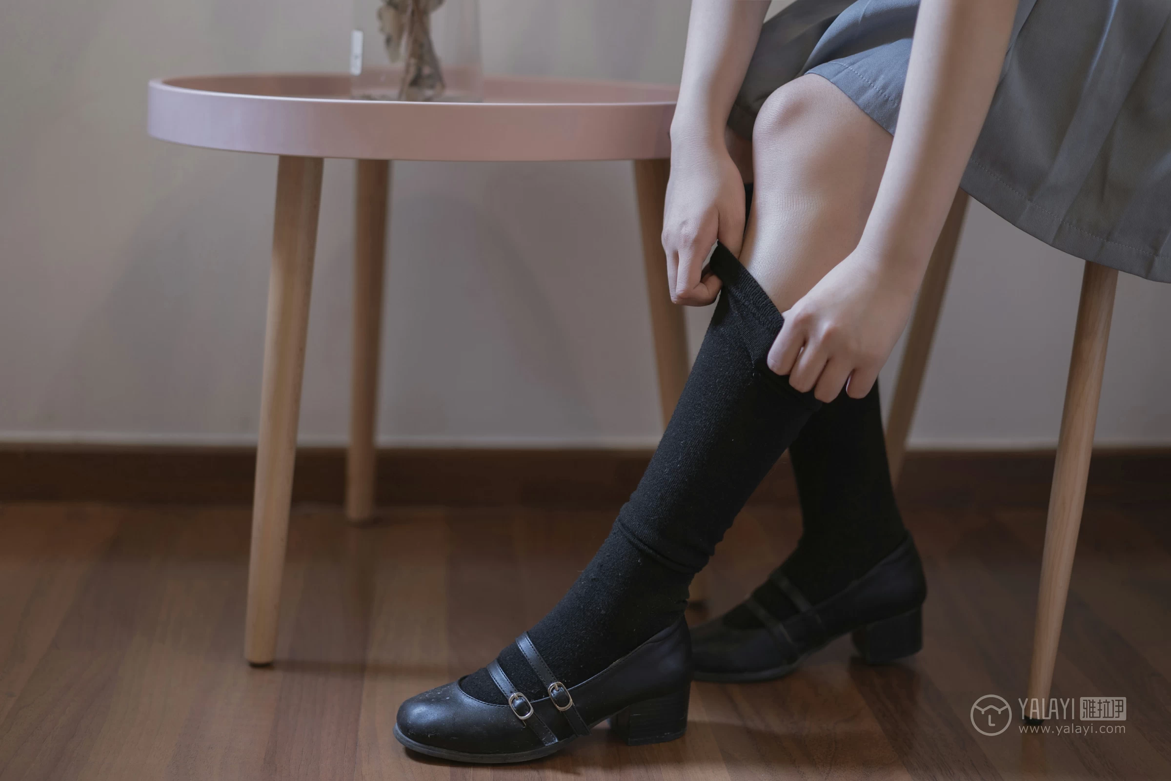 [YALAYI雅拉伊]No.349 清纯学生妹 西子 高中女生制服与短裙性感私房写真集第24张