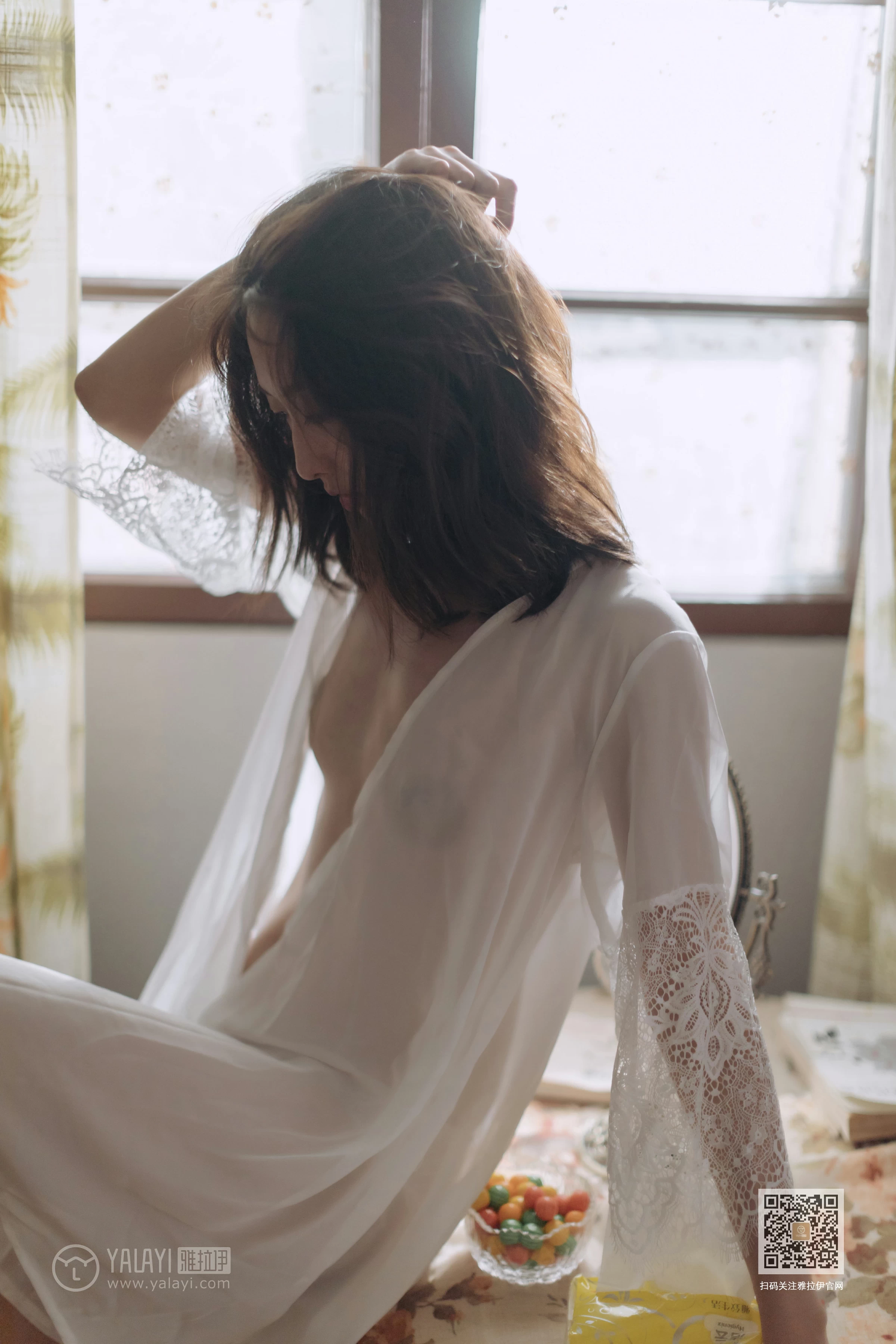 [YALAYI雅拉伊]Vol.427 寂寞心房 佳佳 白色透视蕾丝睡衣加情趣乳贴性感私房写真集第8张
