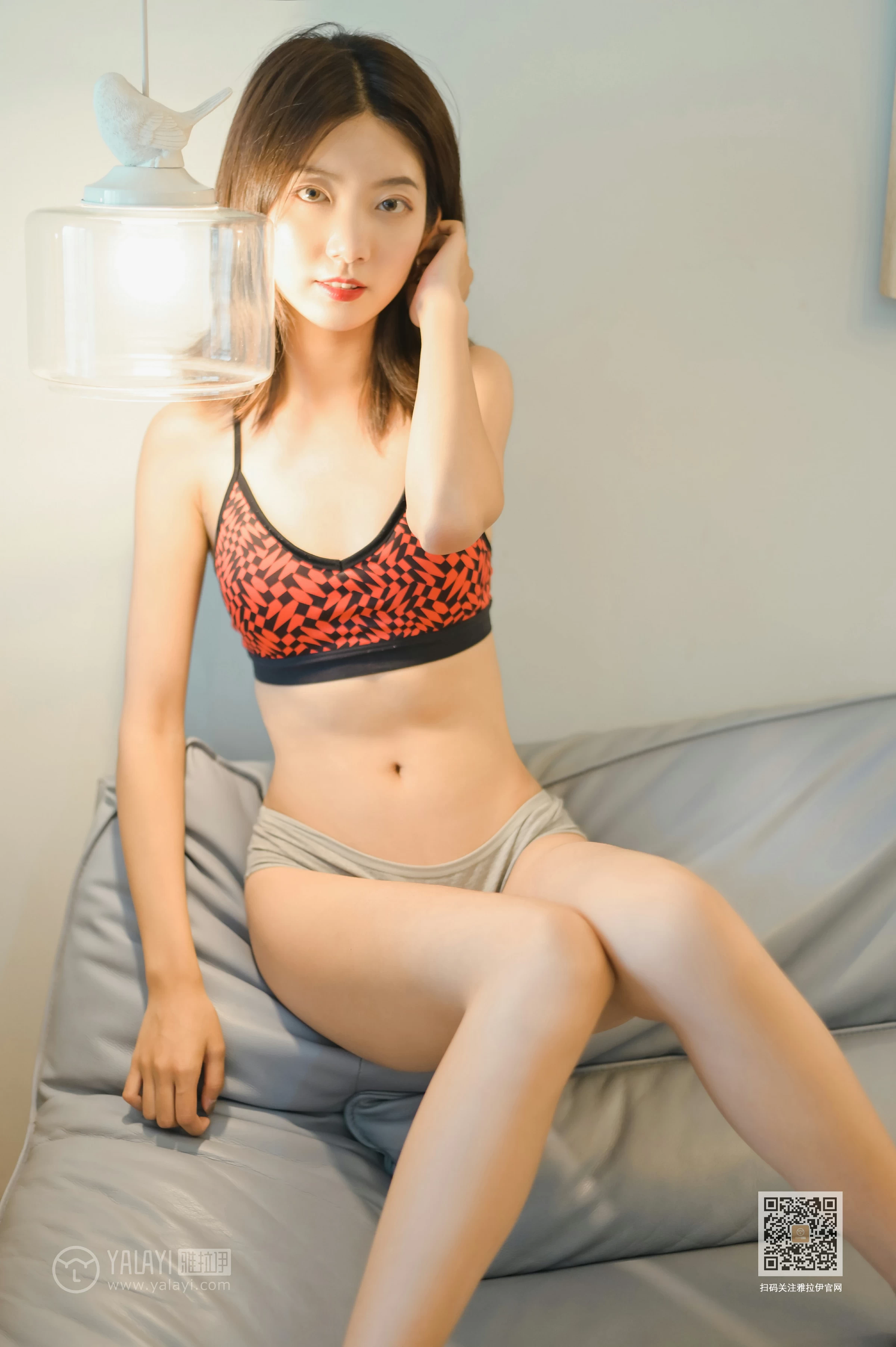 [YALAYI雅拉伊]Vol.434 瑜伽女孩 纹纹 红色运动内衣居家性感私房写真集第10张