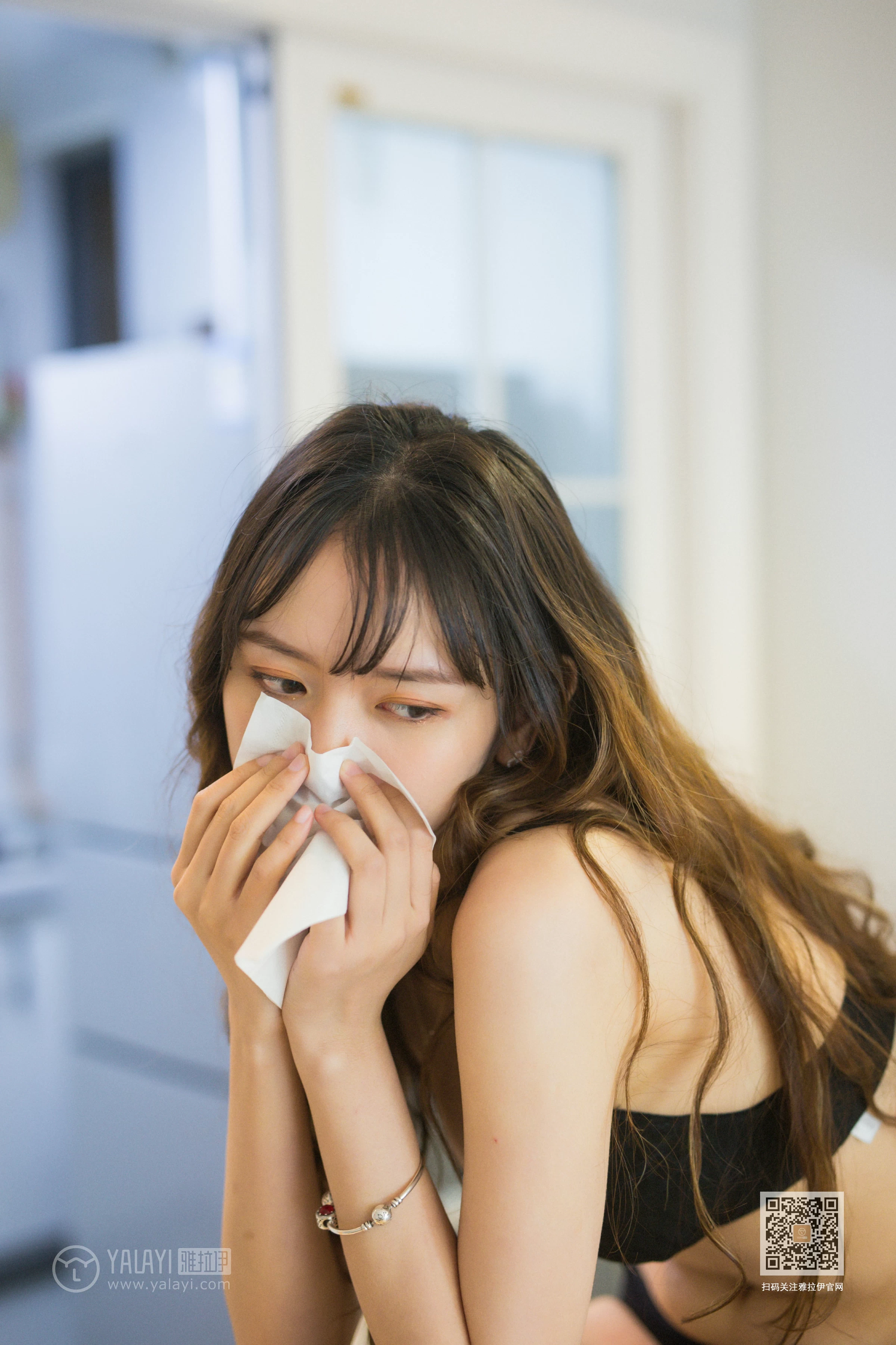 [YALAYI雅拉伊]Vol.506 需要人陪 晓琳 黑色性感内衣居家私房写真集第14张