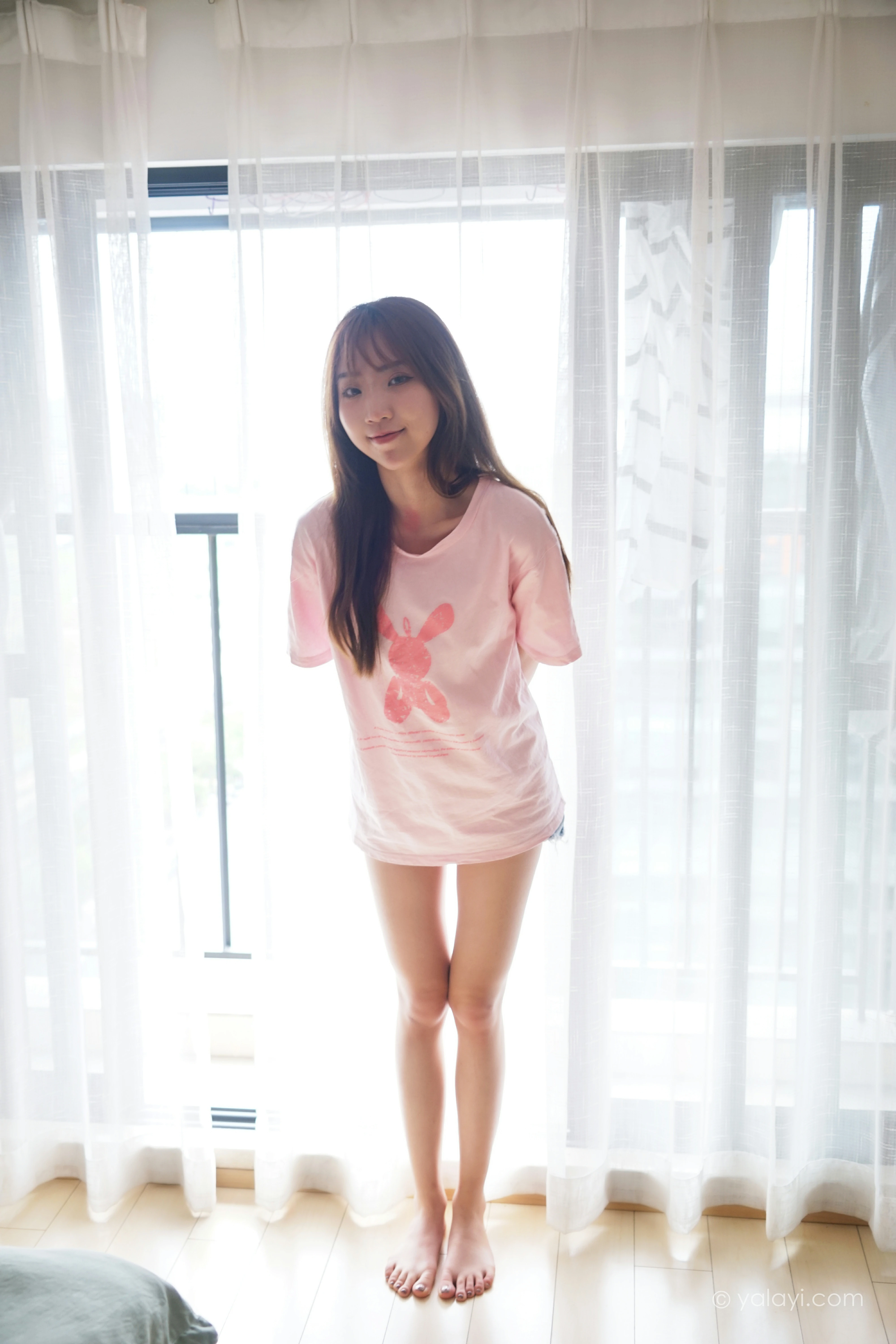 [YALAYI雅拉伊]NO.791 这边风景 小乔 粉色短袖居家性感写真集第7张