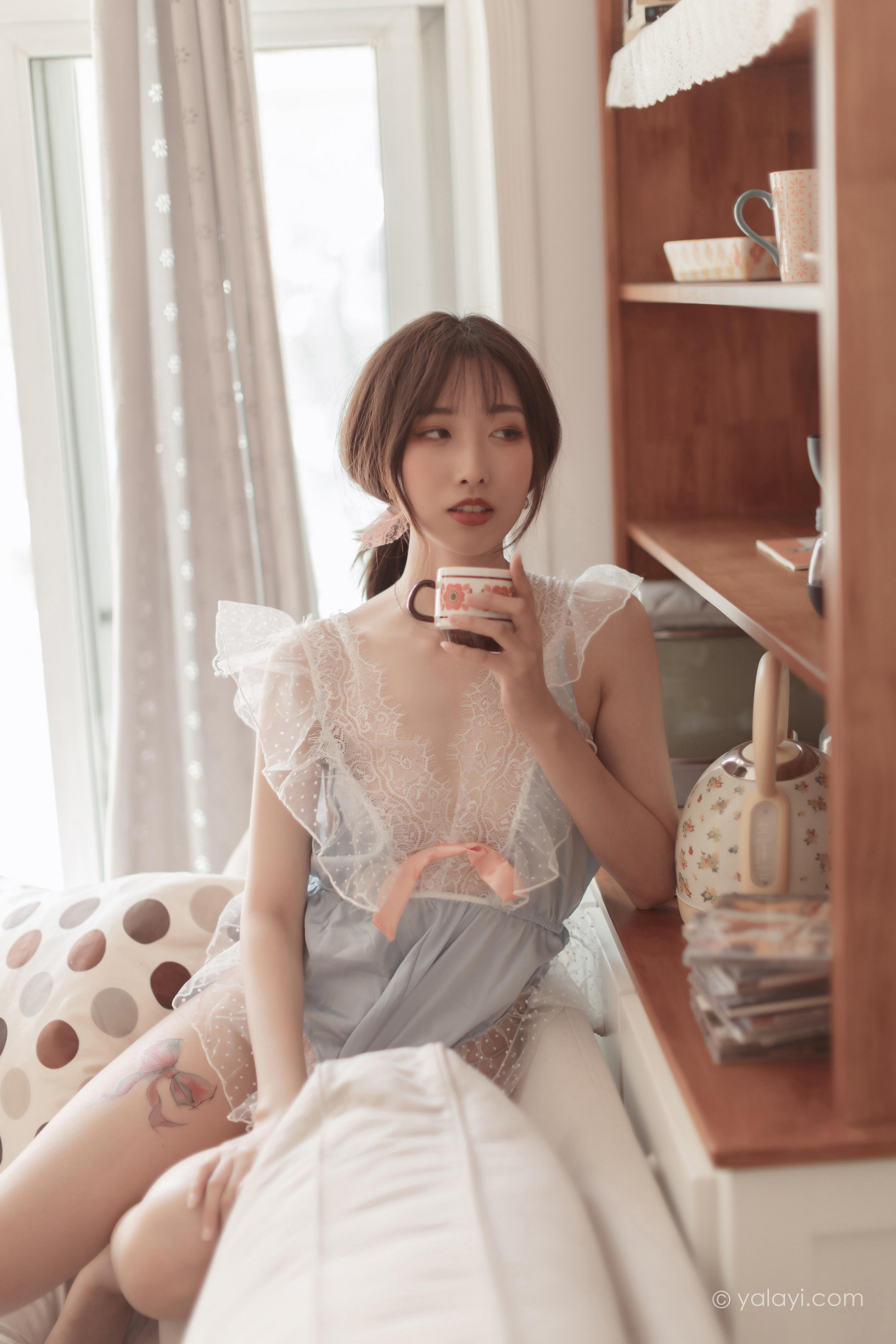 [YALAYI雅拉伊]2022.03.23 佳人有约 佳佳 透视情趣睡衣居家性感私房写真集第9张