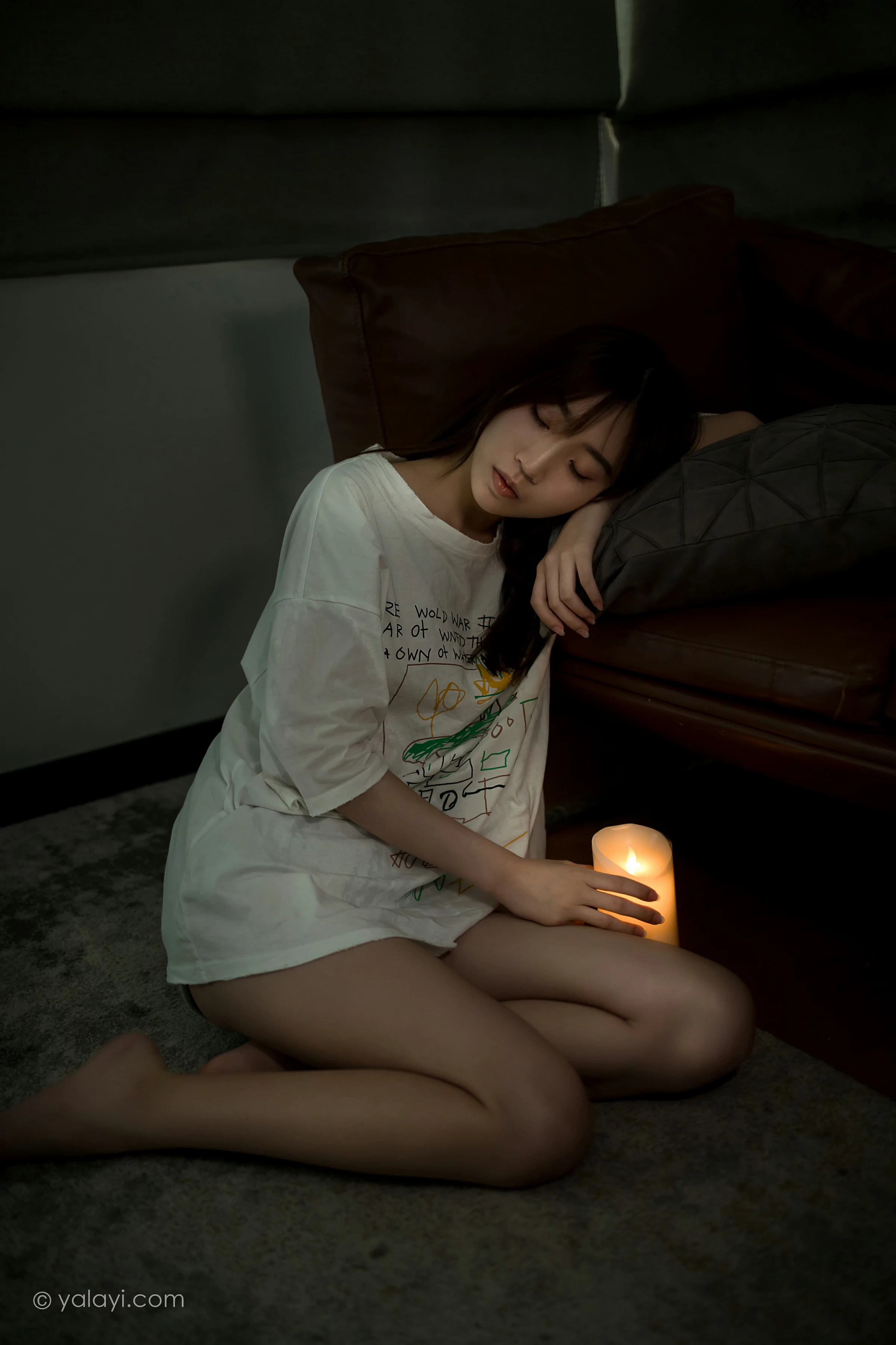 [YALAYI雅拉伊]NO.693 《好心分手》 小乔 白色连身短袖居家私房写真集第11张